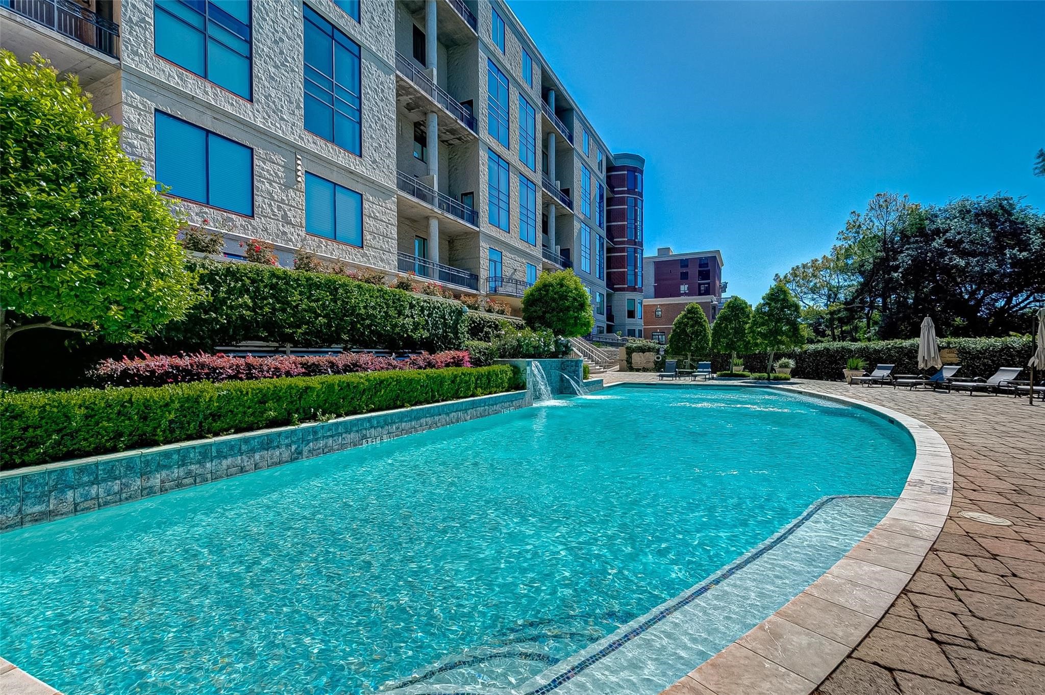  5005 Hidalgo Street #210 - 物件實景