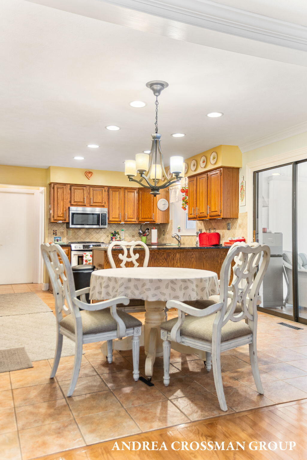 Holland, Michigan, 49424, United States, 5 Bedrooms Bedrooms, ,4 BathroomsBathrooms,Residential,For Sale,1947072