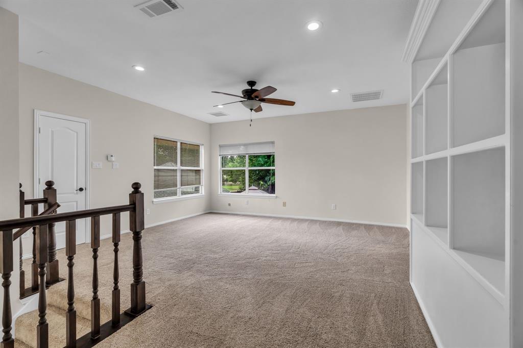 Grapevine, Texas, 76051, United States, 4 Bedrooms Bedrooms, ,4 BathroomsBathrooms,Residential,For Sale,1943655
