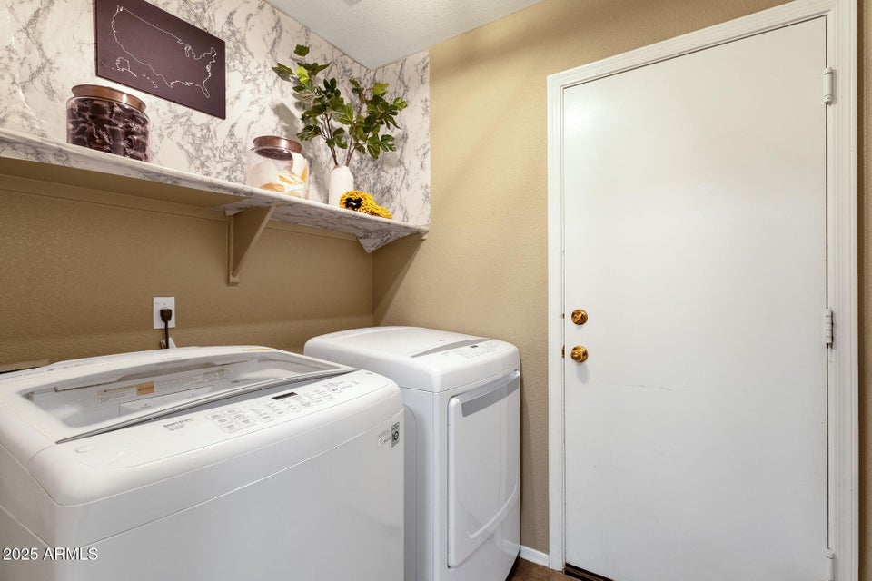 Mesa, Arizona, 85209, United States, 3 Bedrooms Bedrooms, ,2 BathroomsBathrooms,Residential,For Sale,2006207