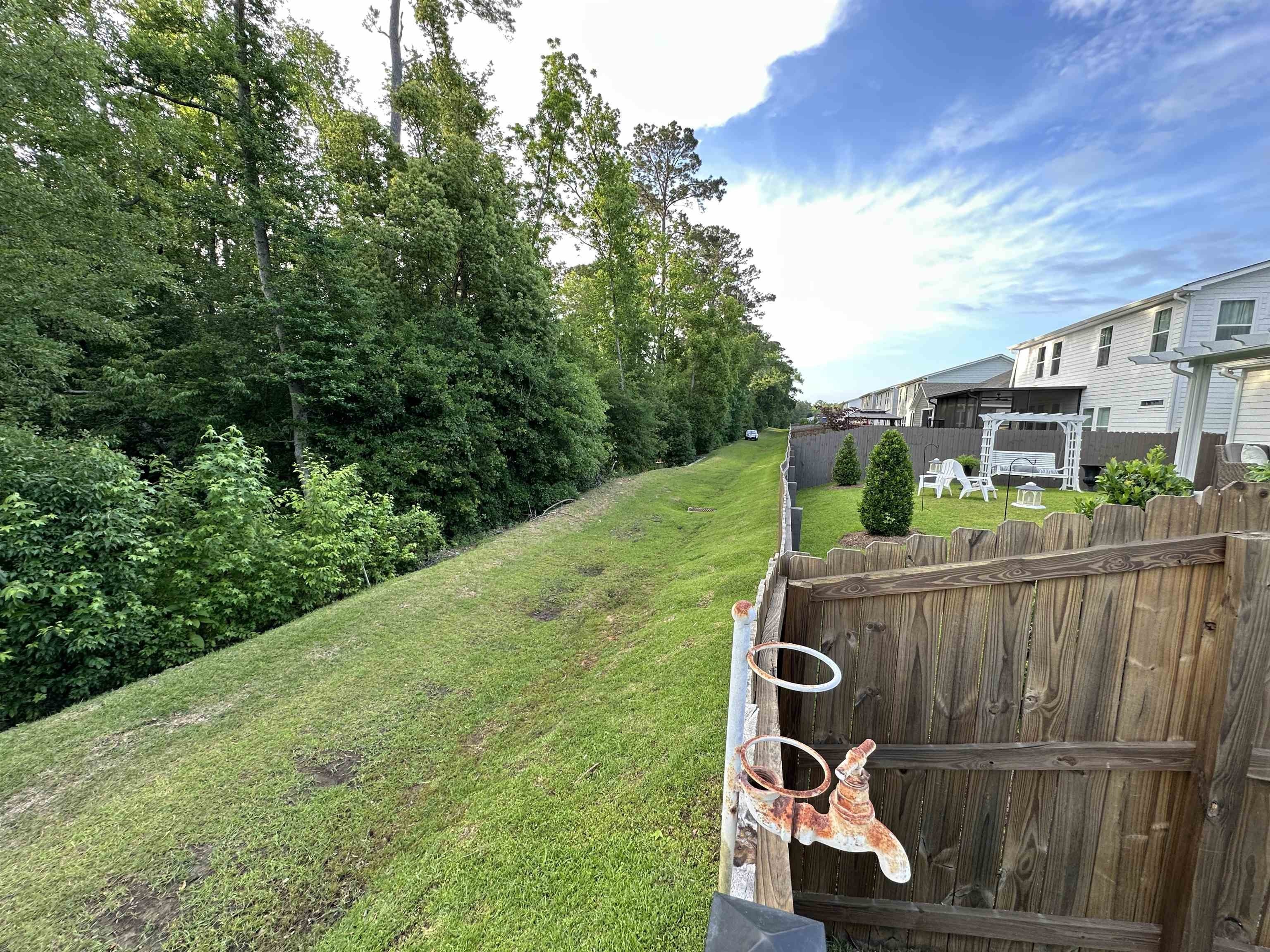 Tallahassee, Florida, 32312, United States, 4 Bedrooms Bedrooms, ,3 BathroomsBathrooms,Residential,For Sale,1938254