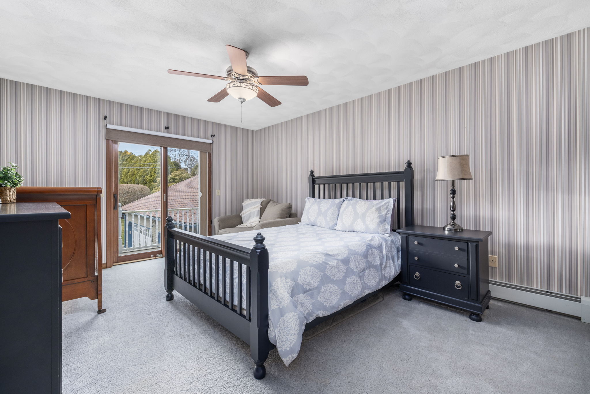  56 Tefft Street, North Kingstown, RI, 02874 - 物件實景