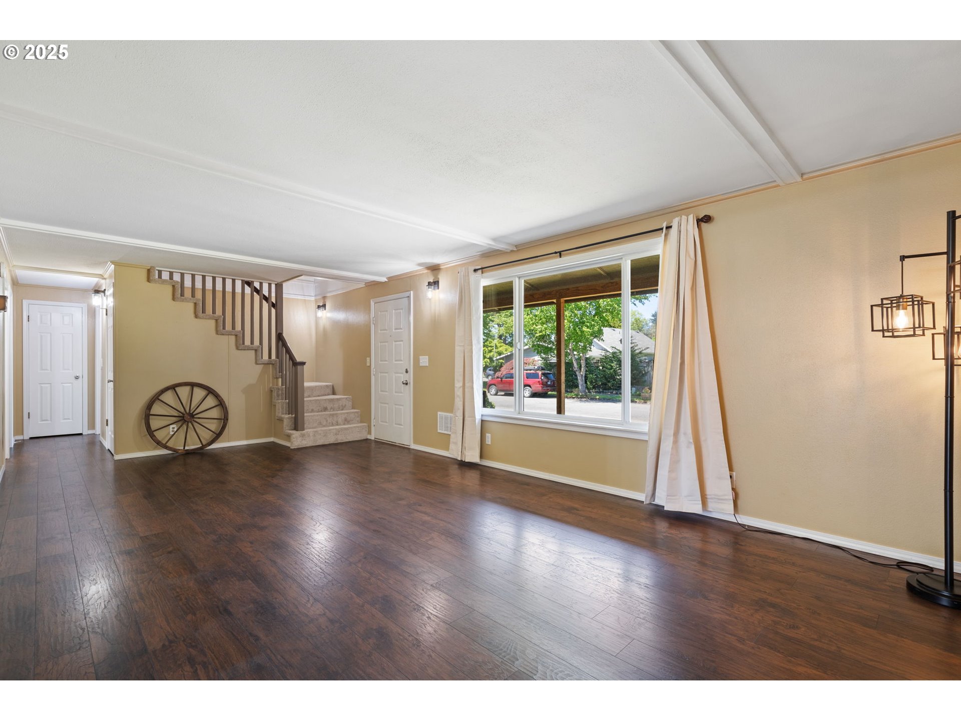 Vancouver, Washington, 98682, United States, 4 Bedrooms Bedrooms, ,2 BathroomsBathrooms,Residential,For Sale,1987487