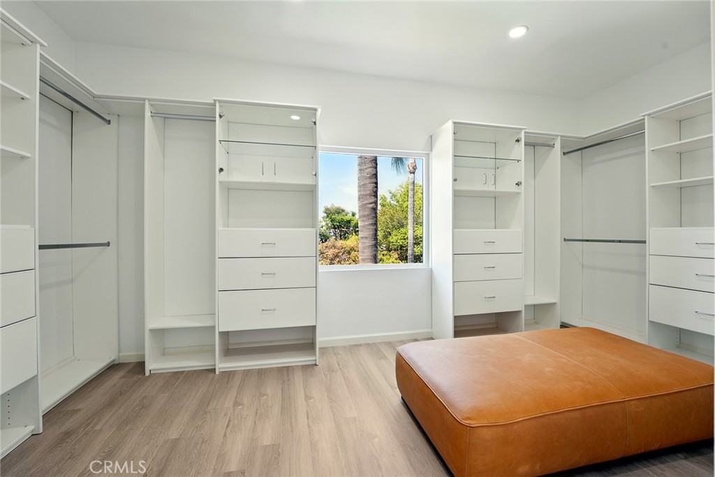 Calabasas, California, 91302, United States, 7 Bedrooms Bedrooms, ,7 BathroomsBathrooms,Residential,For Sale,1951012