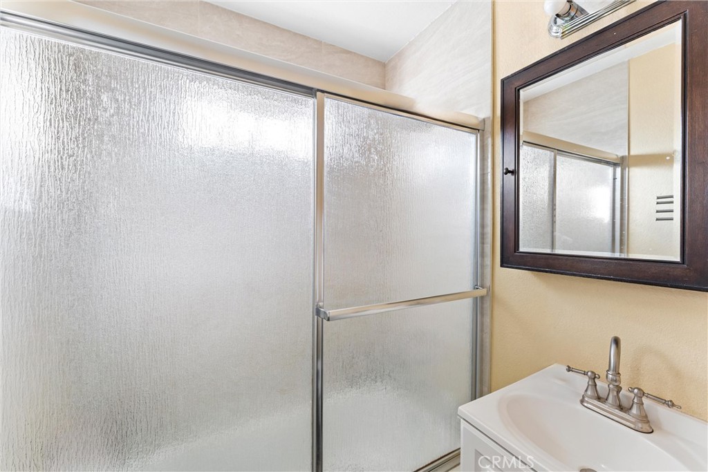 Compton, California, 90220, United States, ,Residential,For Sale,1842717
