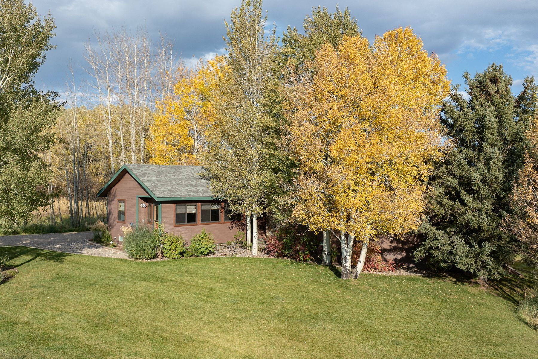  Teton Riverfront Home - 物件實景