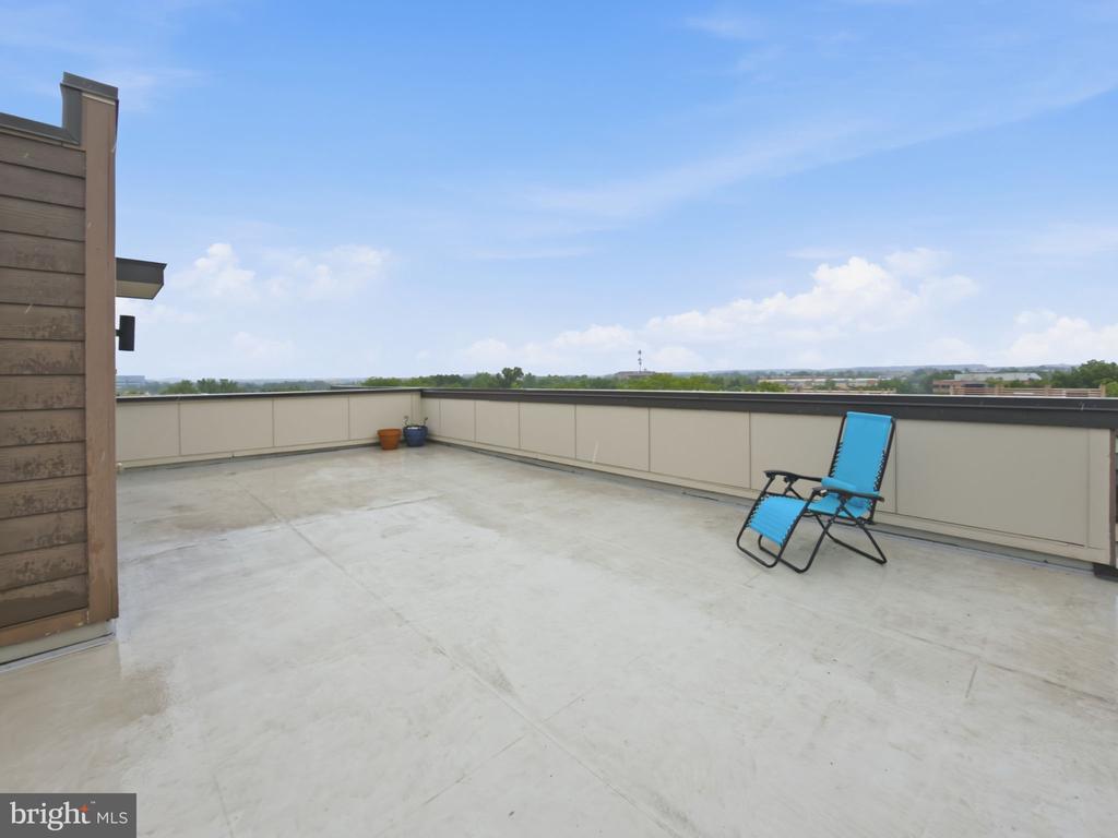 Chantilly, Virginia, 20151, United States, 3 Bedrooms Bedrooms, ,3 BathroomsBathrooms,Residential,For Sale,2048554