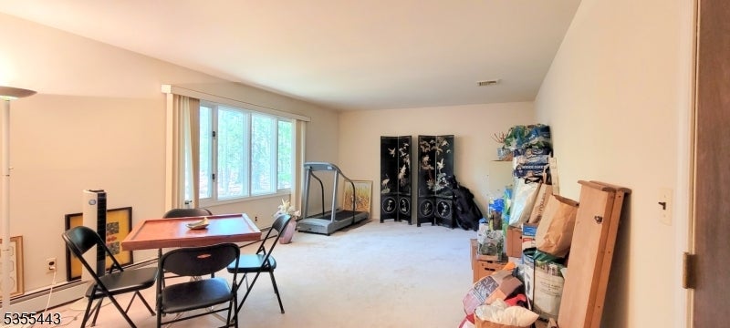 Parsippany-Troy Hills Twp., New Jersey, 07054, United States, 3 Bedrooms Bedrooms, ,3 BathroomsBathrooms,Residential,For Sale,1922065