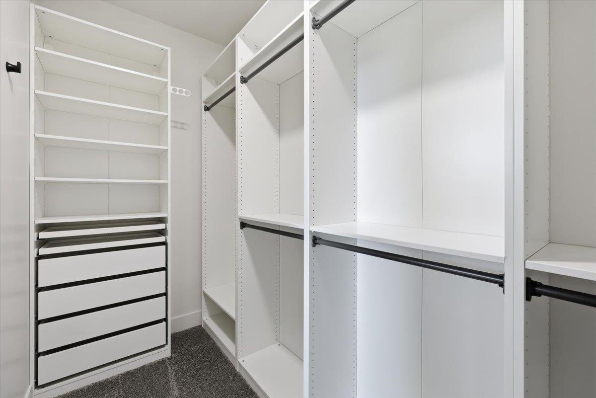 Spokane, Washington, 99208, United States, 5 Bedrooms Bedrooms, ,3 BathroomsBathrooms,Residential,For Sale,1992809