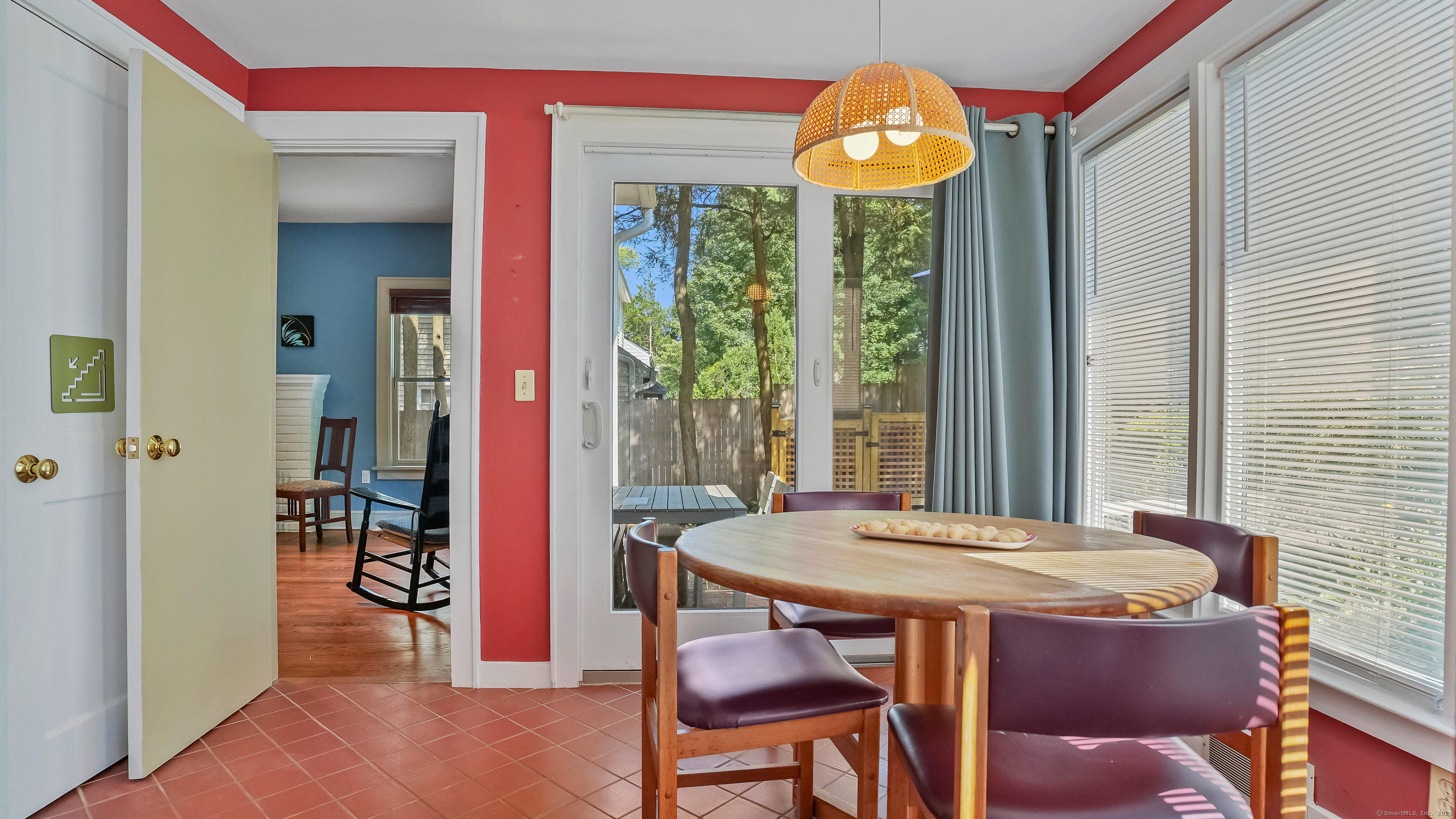 Hamden, Connecticut, 06517, United States, 4 Bedrooms Bedrooms, ,3 BathroomsBathrooms,Residential,For Sale,1917035