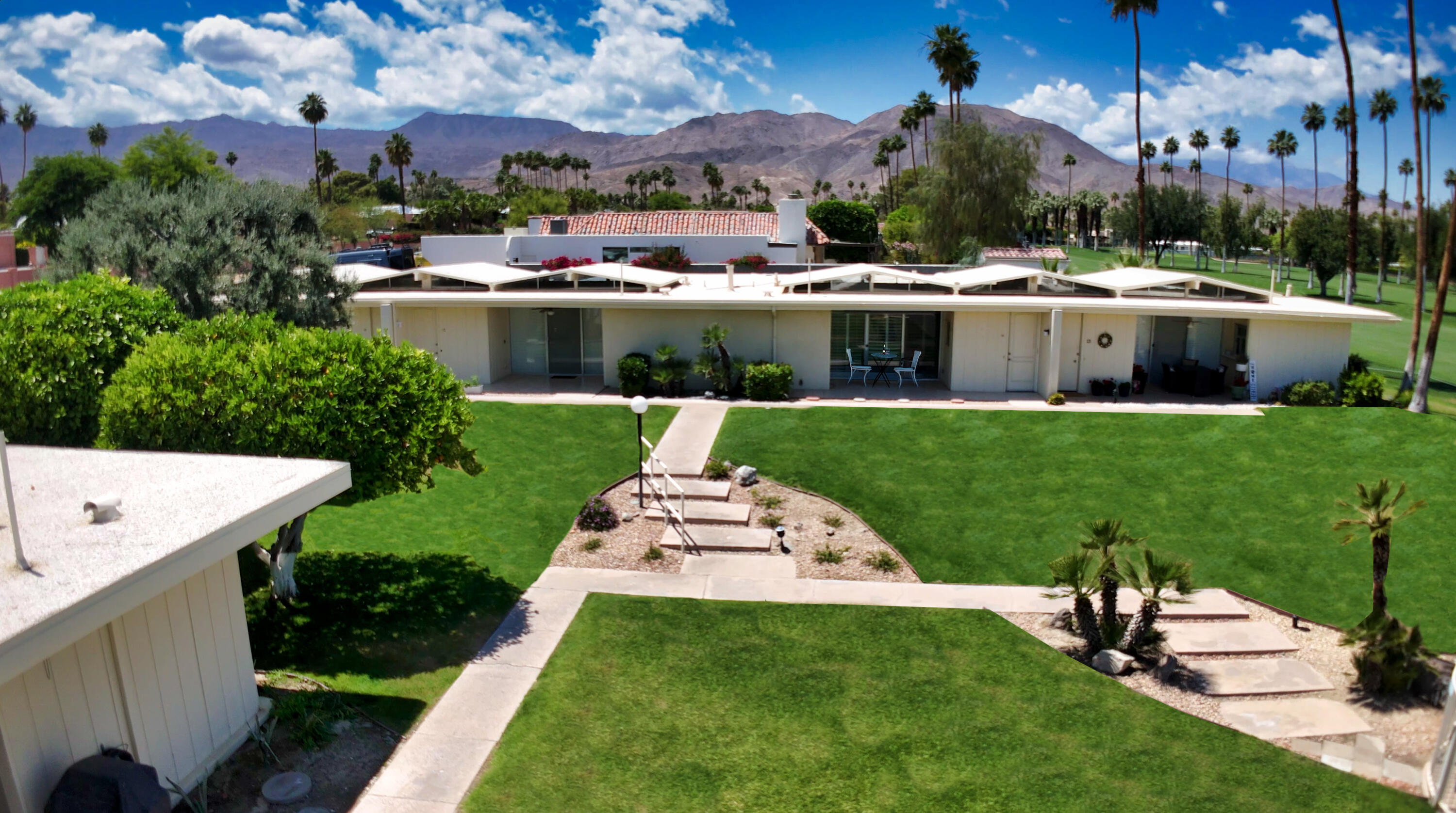 Palm Desert, California, 92260, United States, 2 Bedrooms Bedrooms, ,2 BathroomsBathrooms,Residential,For Sale,1805960