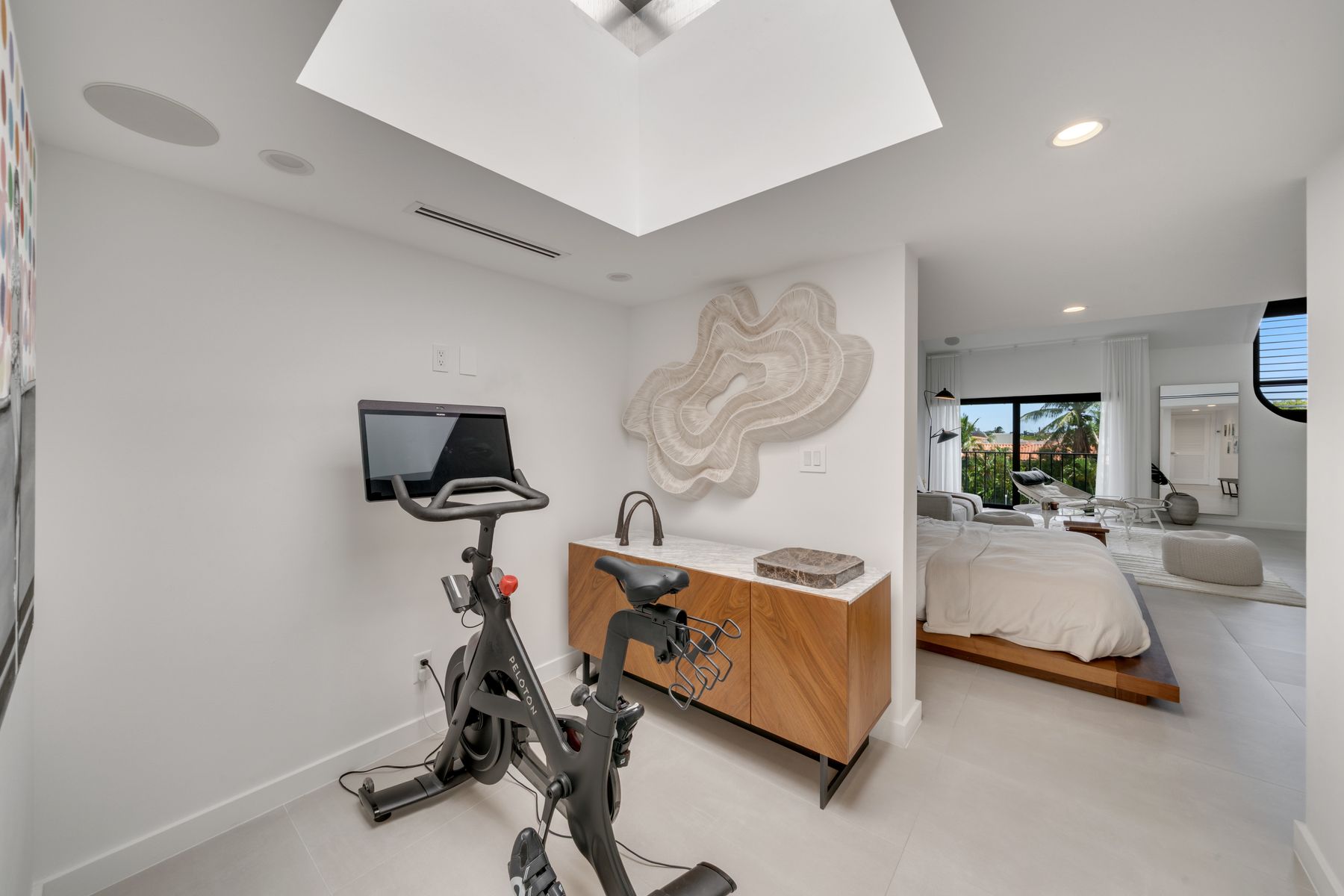  10659 NE Quaybridge Ct, Miami, FL, 33138 - 物件實景