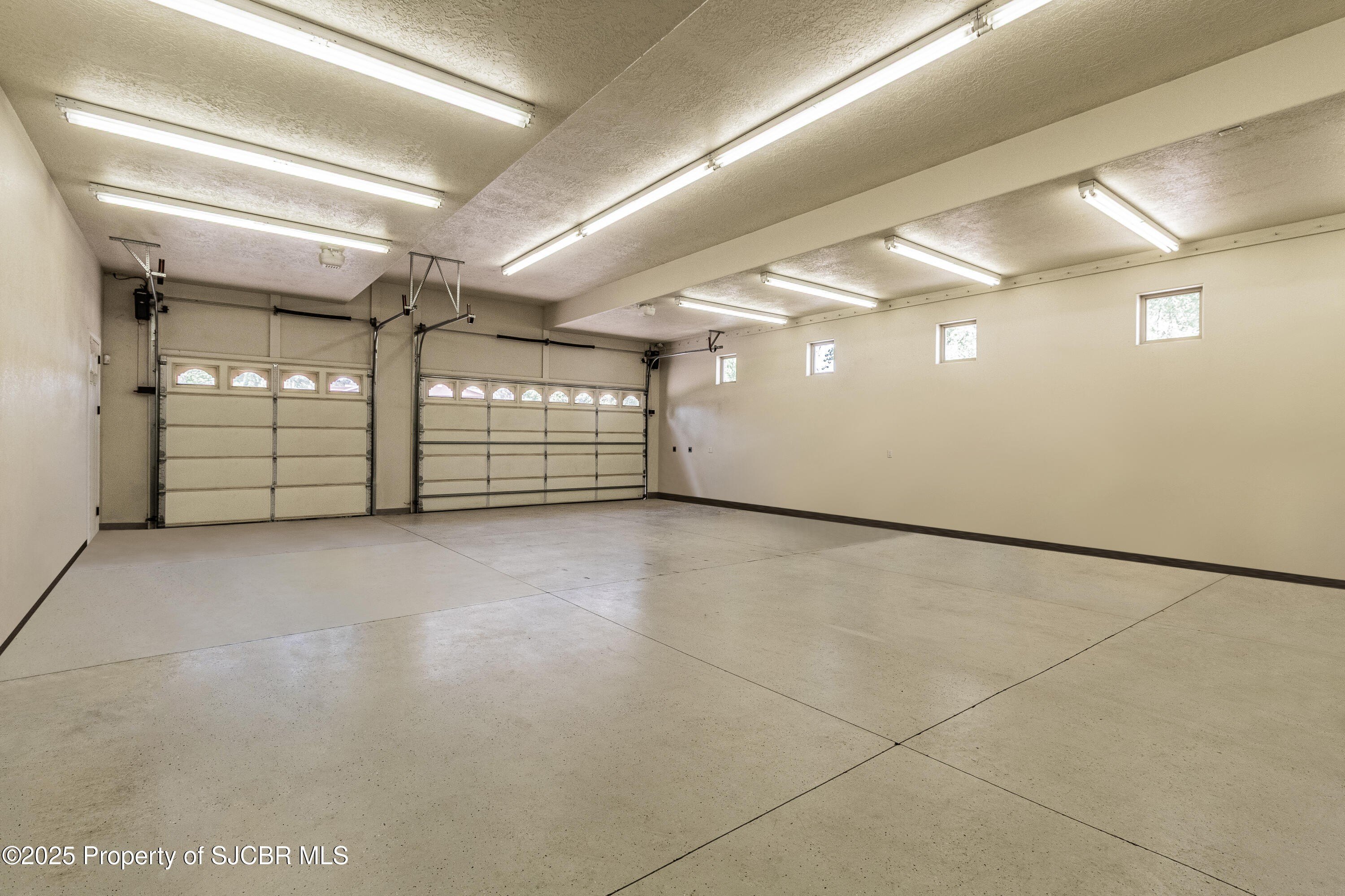 Aztec, New Mexico, 87410, United States, 4 Bedrooms Bedrooms, ,4 BathroomsBathrooms,Residential,For Sale,1857404