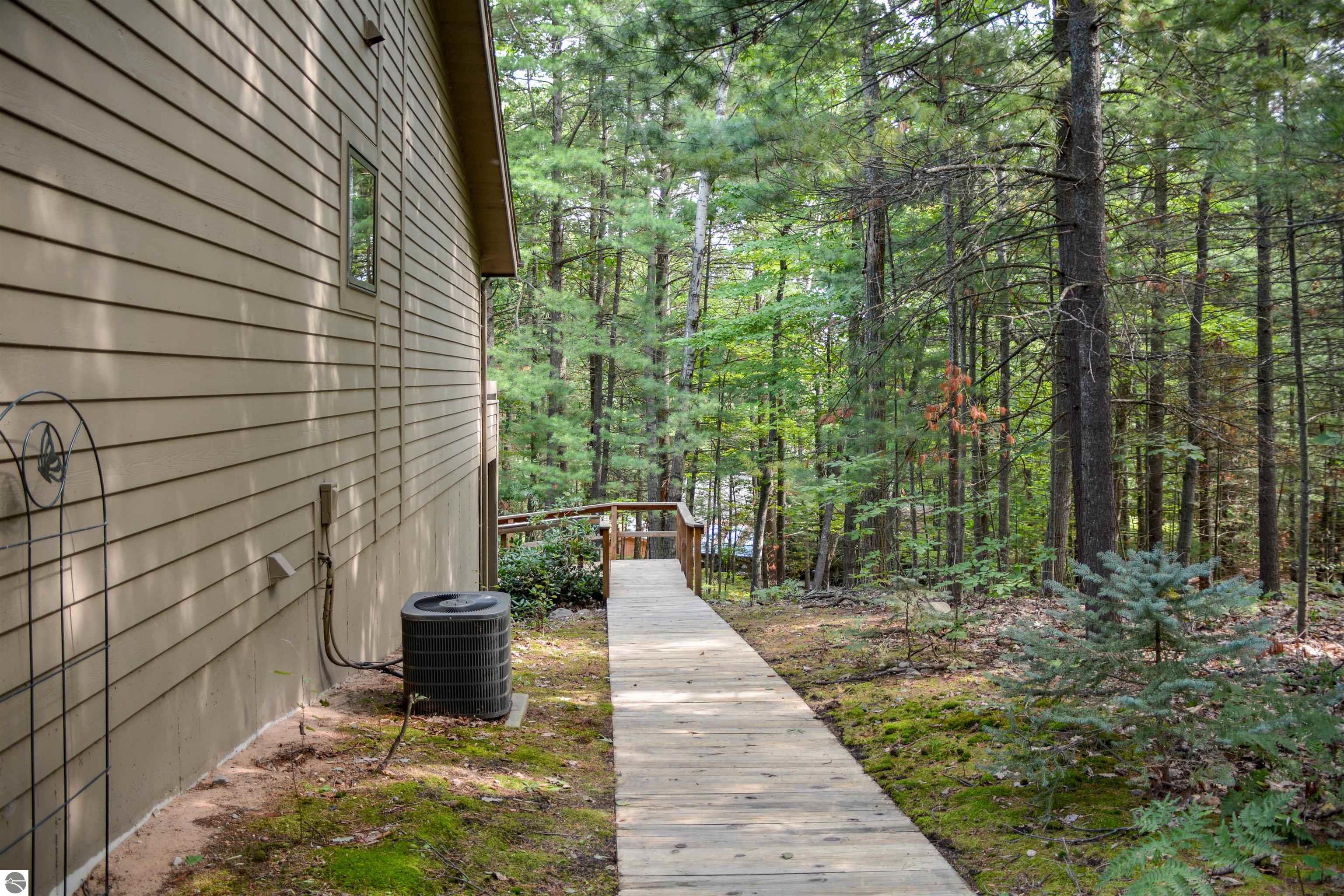 Traverse City, Michigan, 49686, United States, 3 Bedrooms Bedrooms, ,3 BathroomsBathrooms,Residential,For Sale,1942277