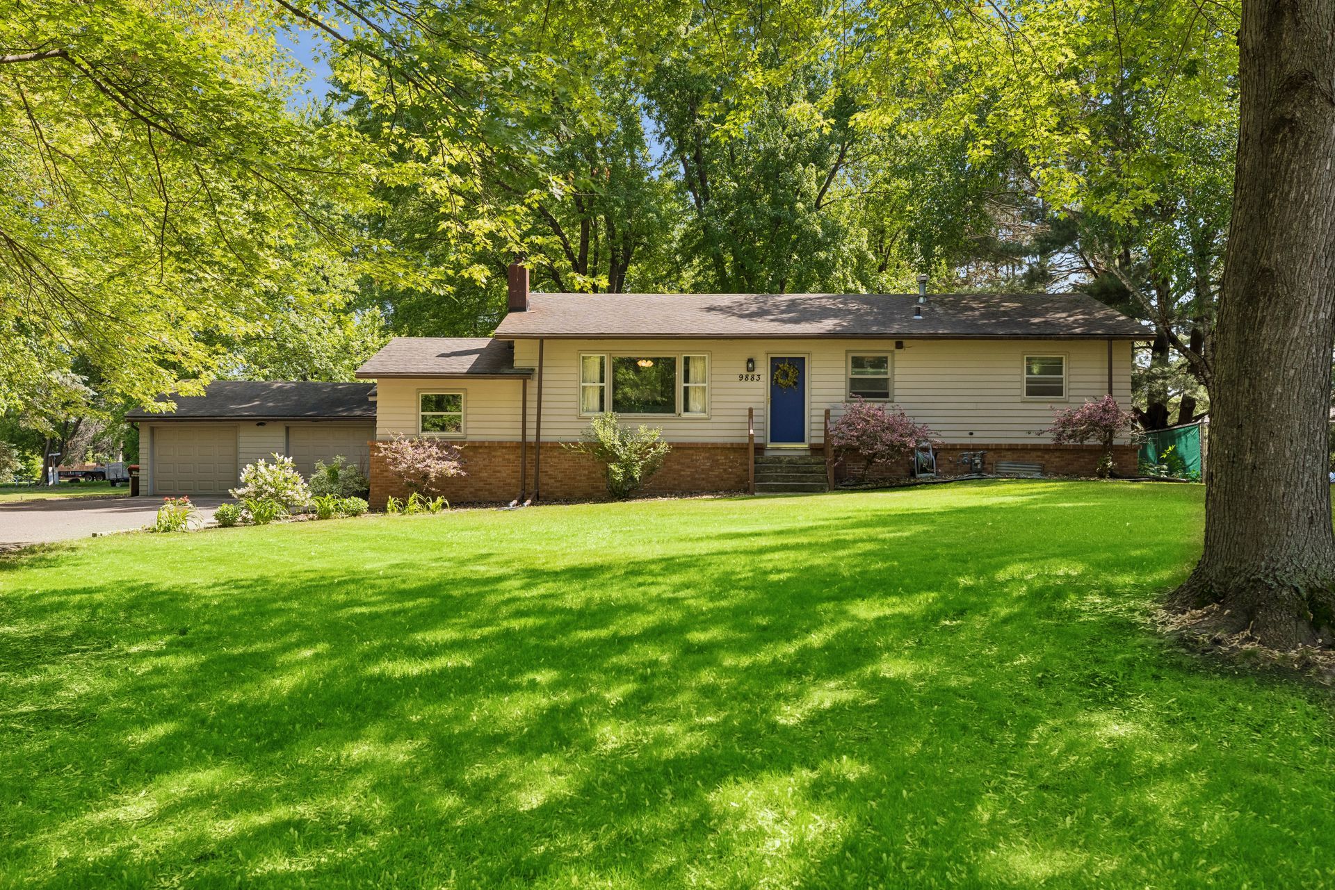  9883 Brookview Road, Woodbury, MN, 55125 - 物件實景