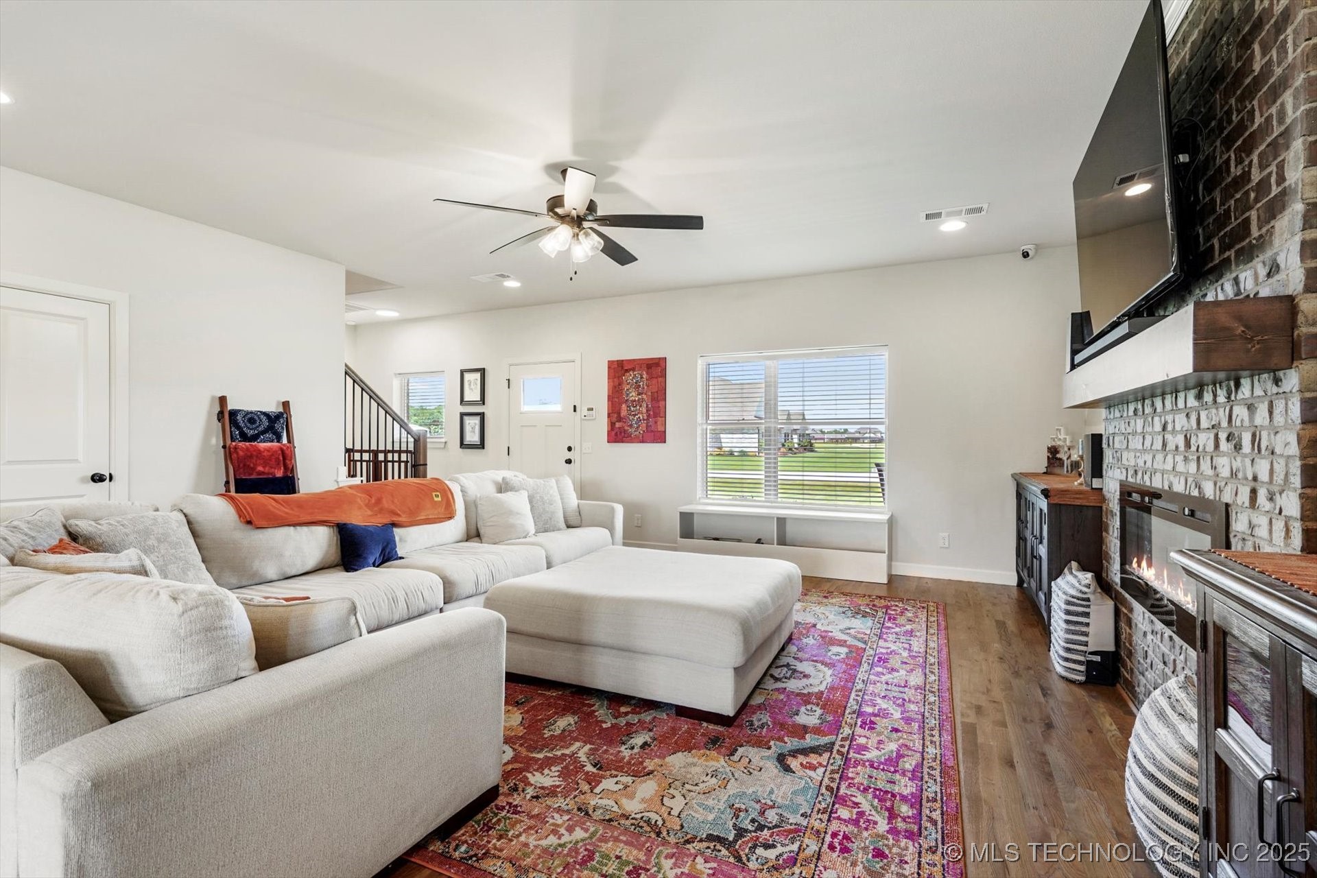 Broken Arrow, Oklahoma, 74014, United States, 4 Bedrooms Bedrooms, ,3 BathroomsBathrooms,Residential,For Sale,1885345