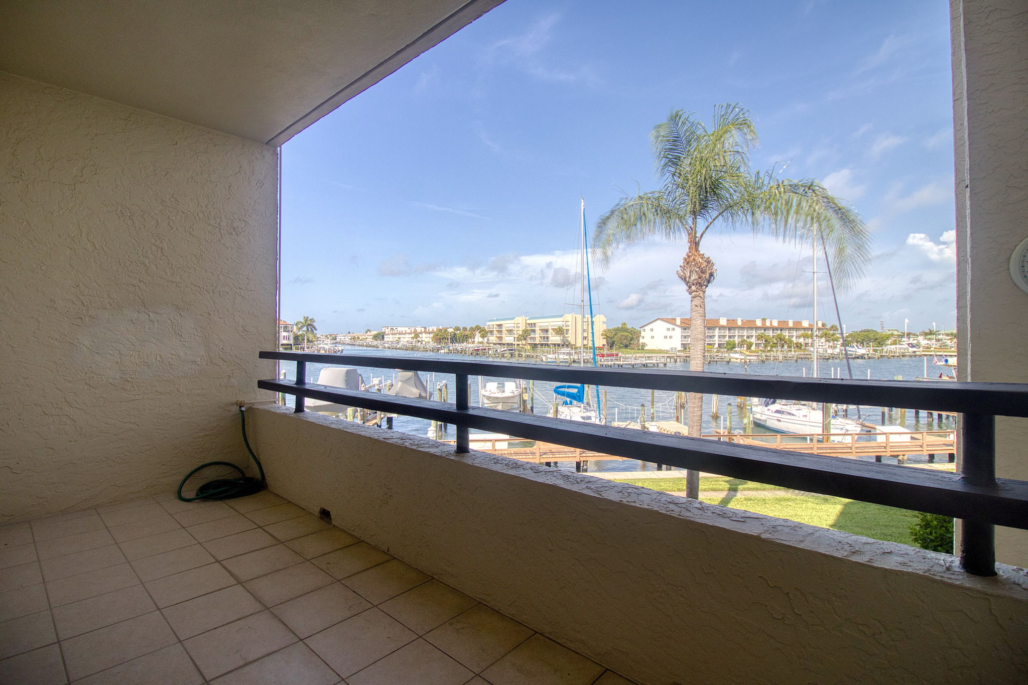 Tierra Verde, Florida, 33715, United States, 2 Bedrooms Bedrooms, ,3 BathroomsBathrooms,Residential,For Sale,1984035