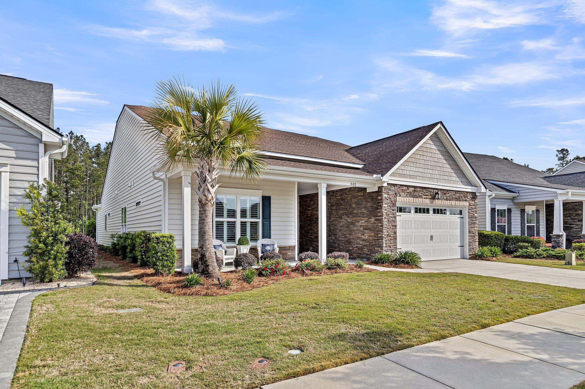 Summerville, South Carolina, 29486, United States, 3 Bedrooms Bedrooms, ,3 BathroomsBathrooms,Residential,For Sale,1784160