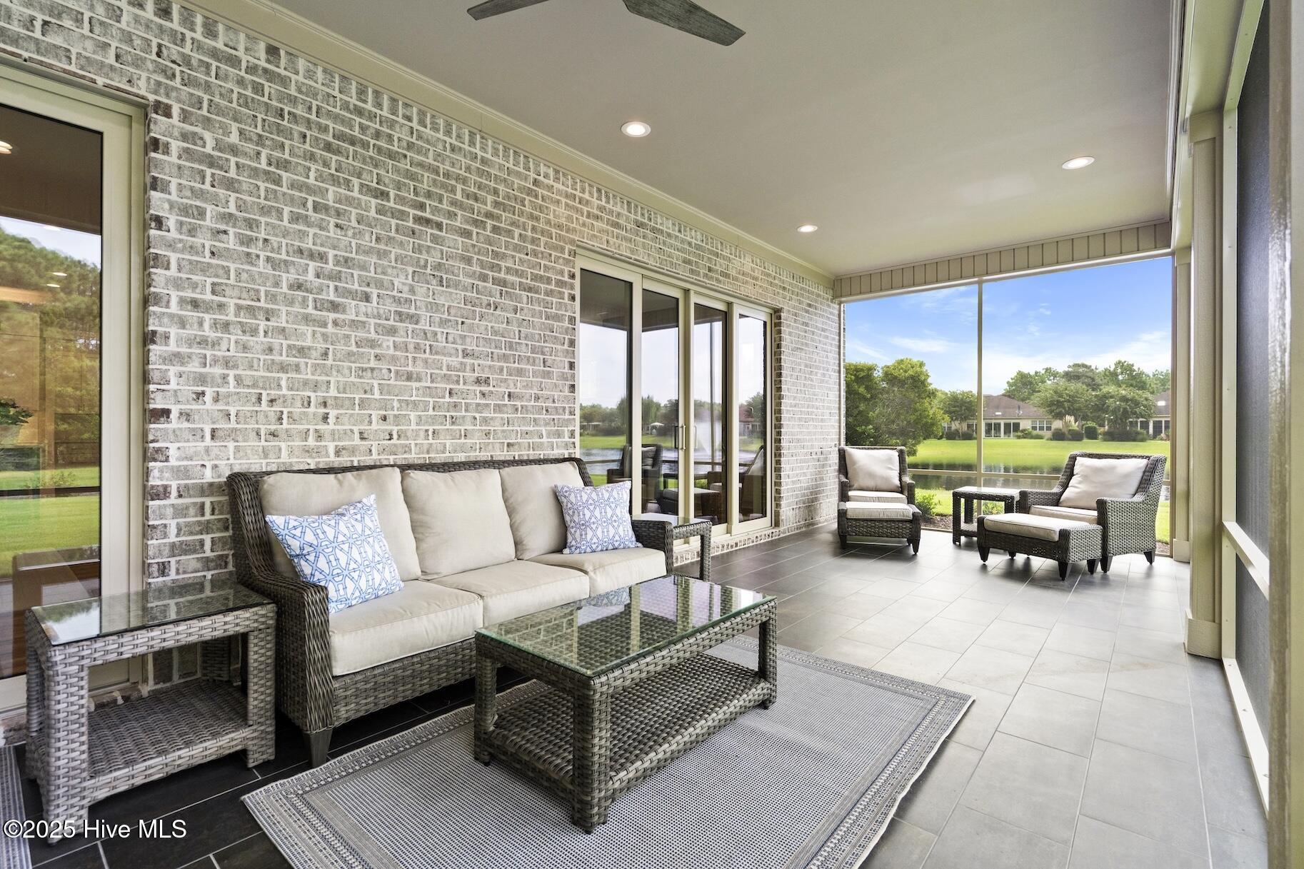Wilmington, North Carolina, 28412, United States, 4 Bedrooms Bedrooms, ,4 BathroomsBathrooms,Residential,For Sale,1940432