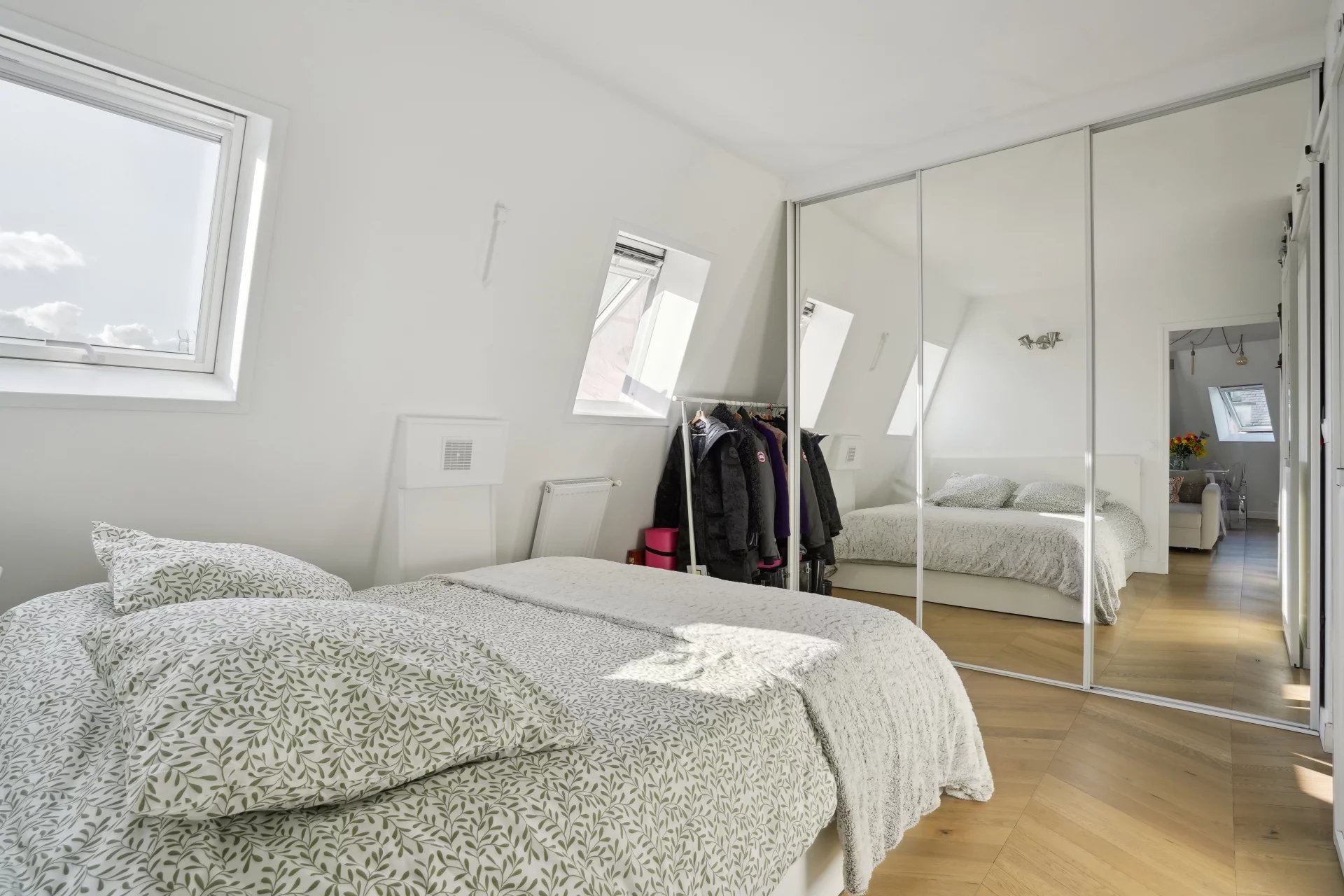 Paris 9th, Île-de-France, 75009, FR, 1 Bedroom Bedrooms, ,2 BathroomsBathrooms,Residential,For Sale,1472764