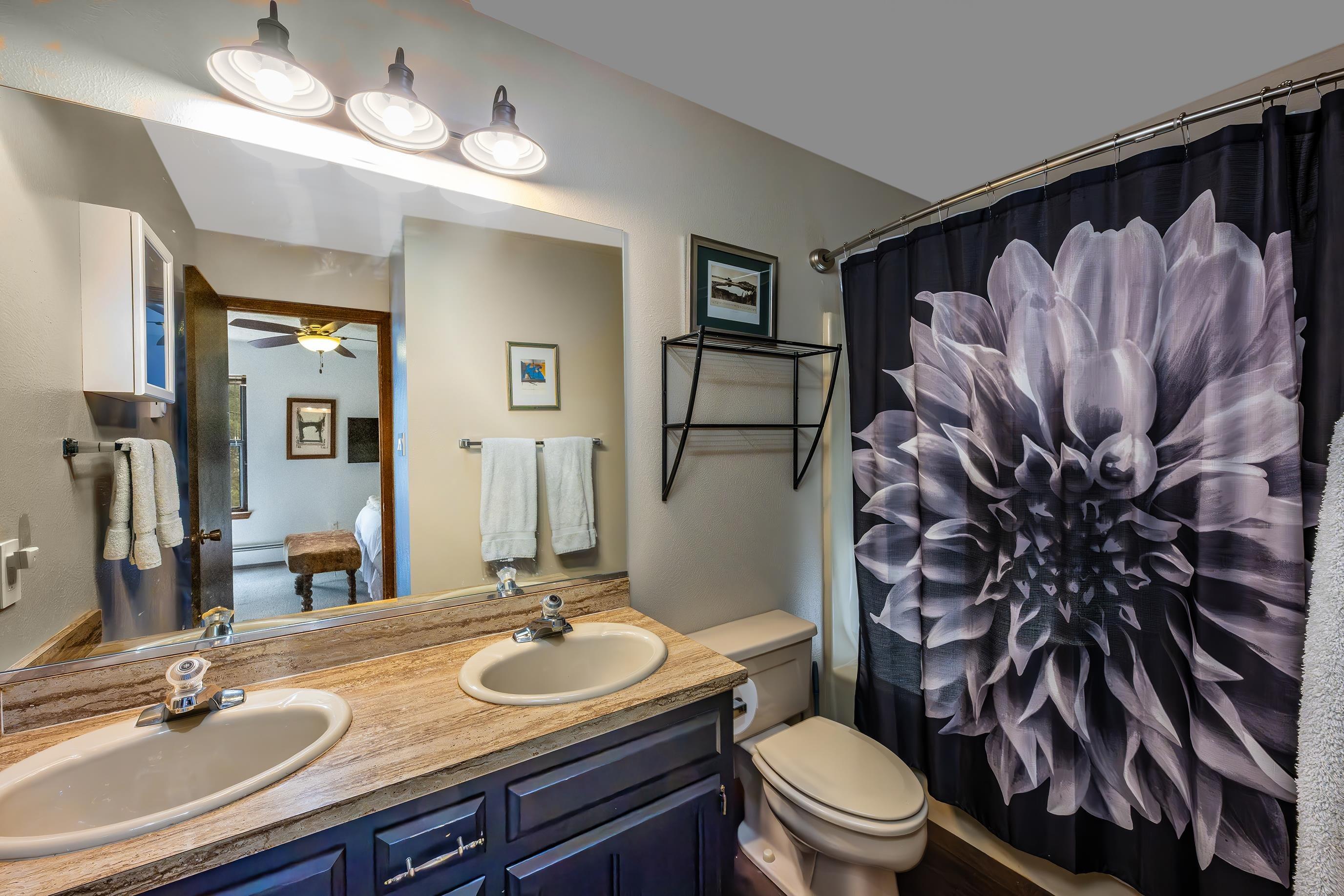 Angel Fire, New Mexico, 87710, United States, 3 Bedrooms Bedrooms, ,2 BathroomsBathrooms,Residential,For Sale,1762090
