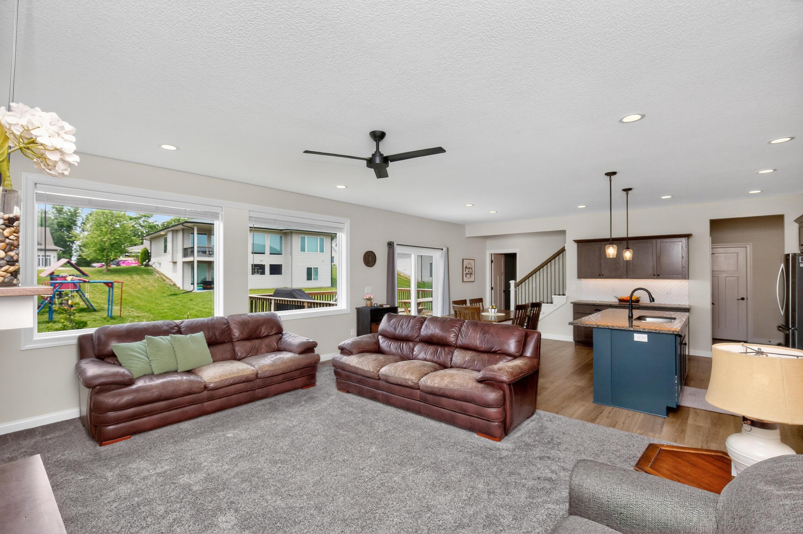 Ames, Iowa, 50014, United States, 4 Bedrooms Bedrooms, ,3 BathroomsBathrooms,Residential,For Sale,2049090