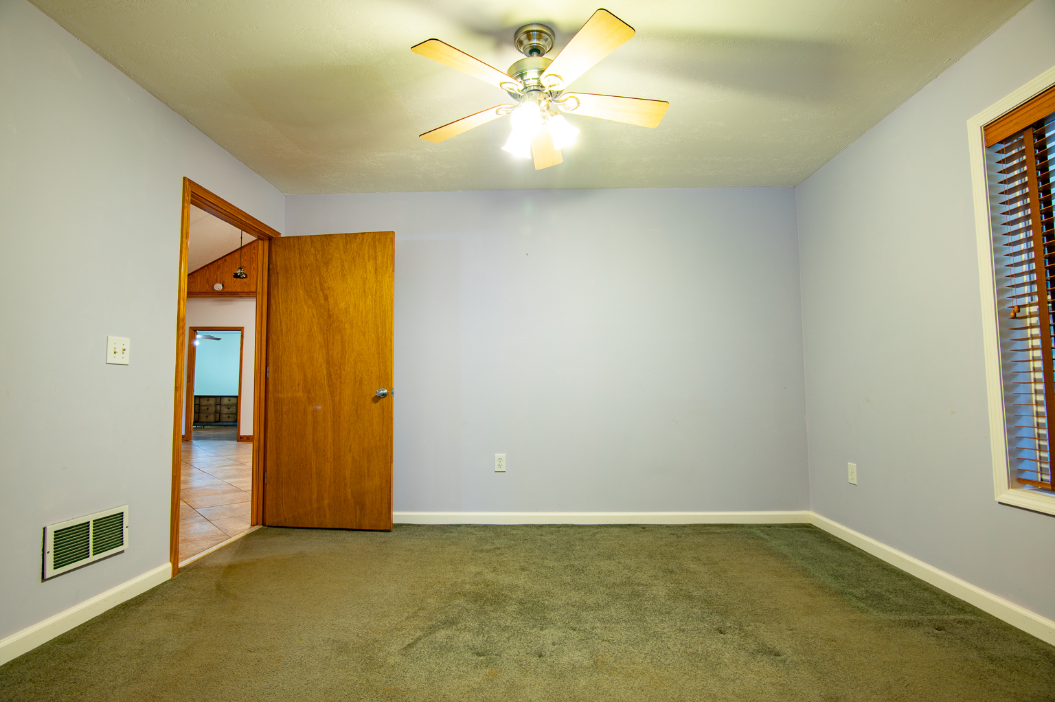Covington, Georgia, 30016, United States, 3 Bedrooms Bedrooms, ,3 BathroomsBathrooms,Residential,For Sale,1923419