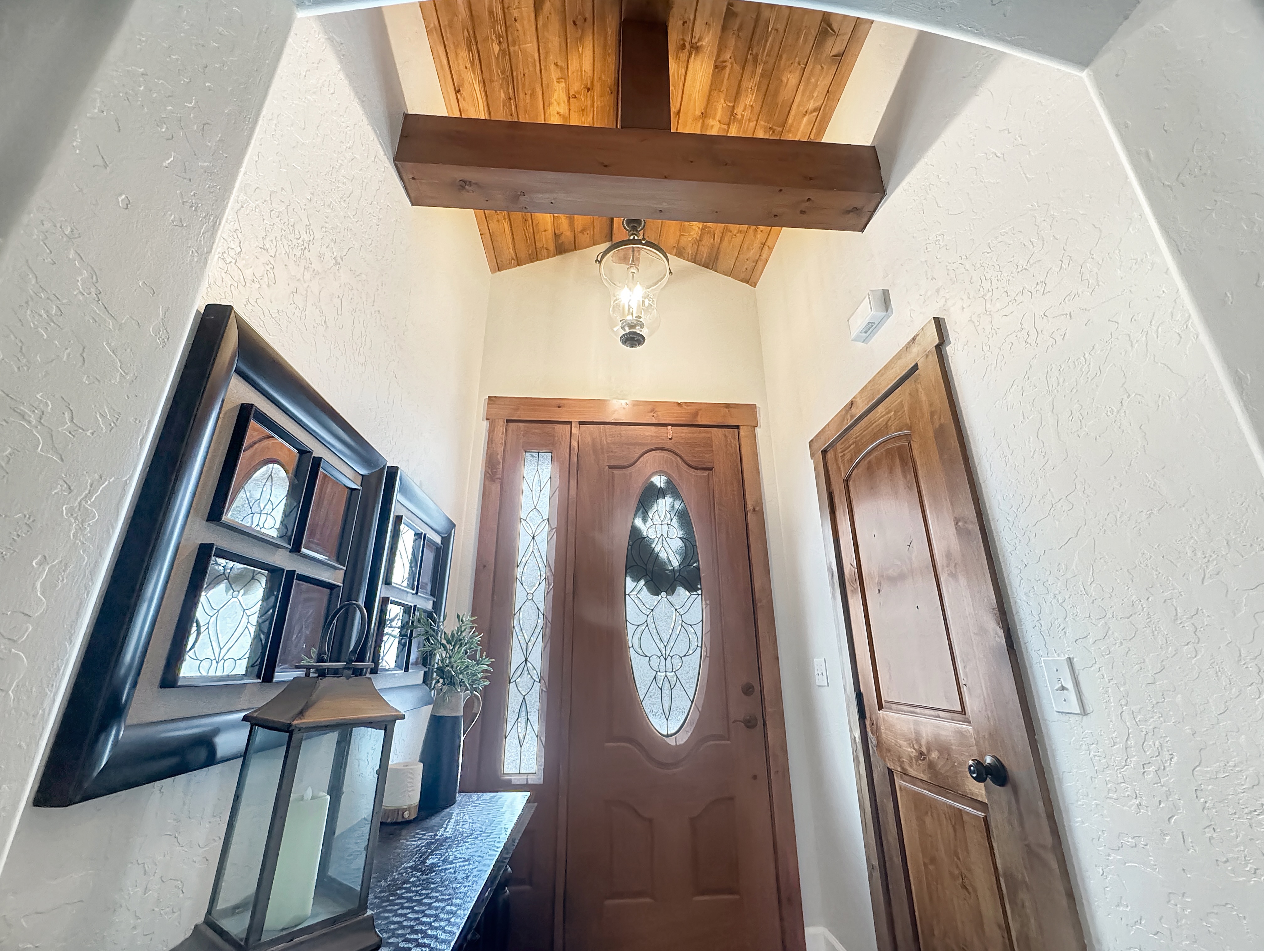 Sagle, Idaho, 83860, United States, 3 Bedrooms Bedrooms, ,3 BathroomsBathrooms,Residential,For Sale,1792364