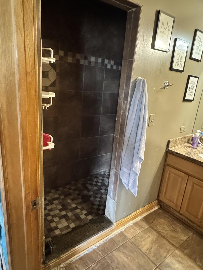 River Grove, Illinois, 60171, United States, 5 Bedrooms Bedrooms, ,4 BathroomsBathrooms,Residential,For Sale,1910767