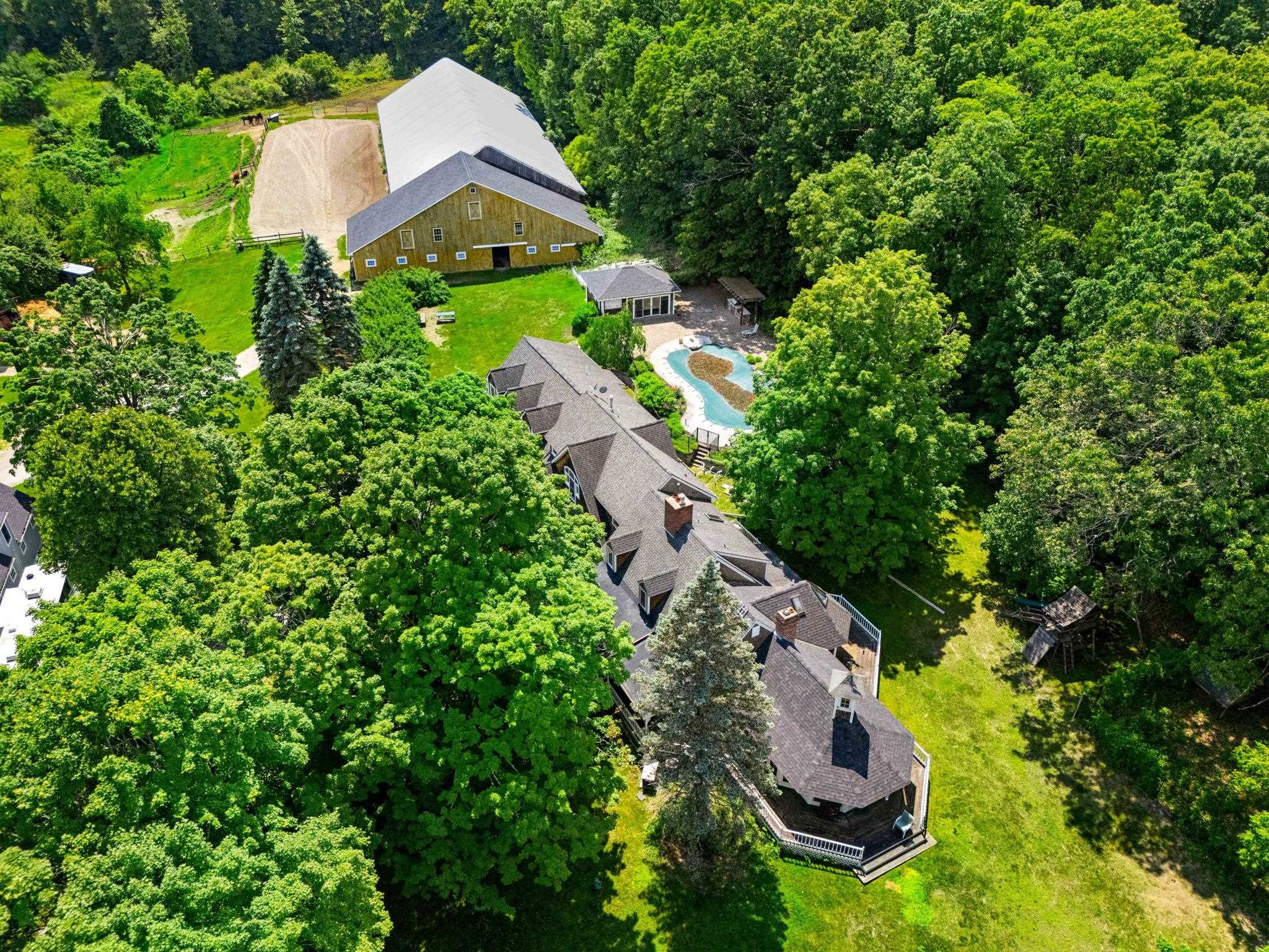 Hollis, New Hampshire, 03049, United States, 7 Bedrooms Bedrooms, ,5 BathroomsBathrooms,Residential,For Sale,1934449