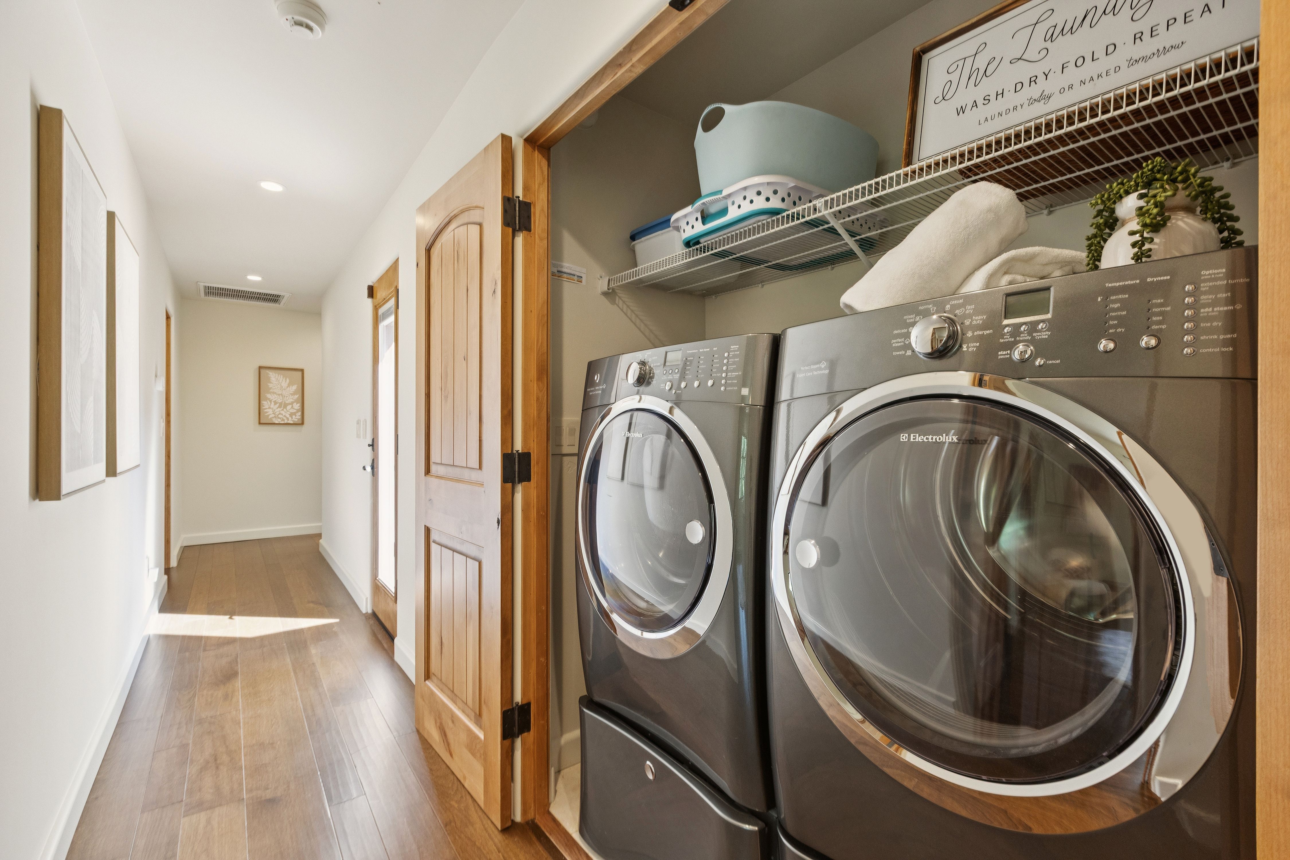  Mediterranean-Style Beauty with Garden Escape - 物件實景