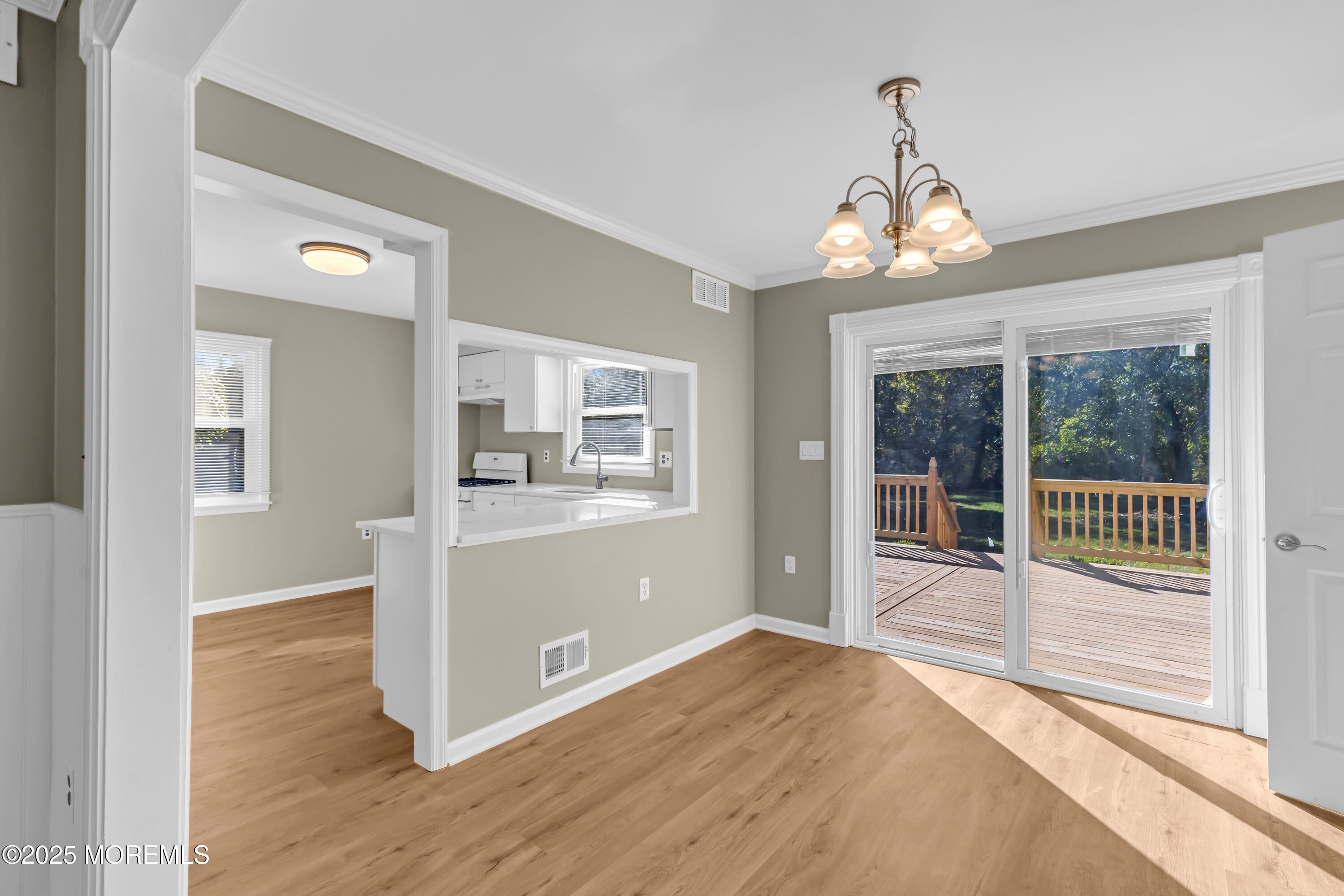 Freehold, New Jersey, 07728, United States, 3 Bedrooms Bedrooms, ,2 BathroomsBathrooms,Residential,For Sale,1990180