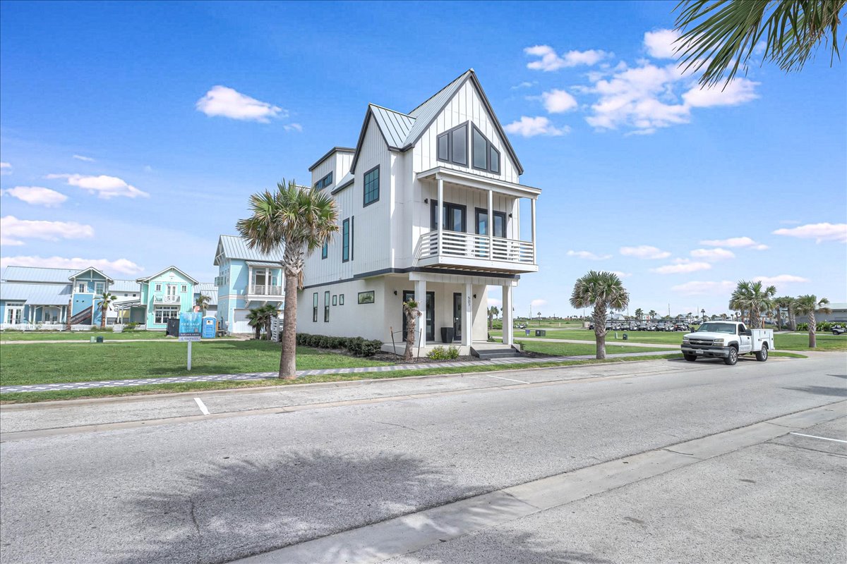 Port Aransas, Texas, 78373, United States, 3 Bedrooms Bedrooms, ,3 BathroomsBathrooms,Residential,For Sale,1979271