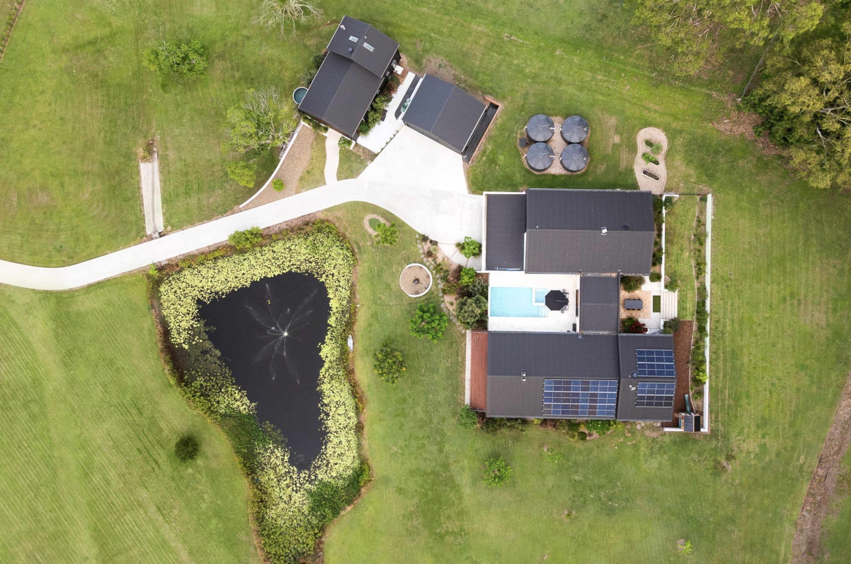  Private Hinterland Estate with Luxury Living and Boutique Retreat Potential - 物件實景