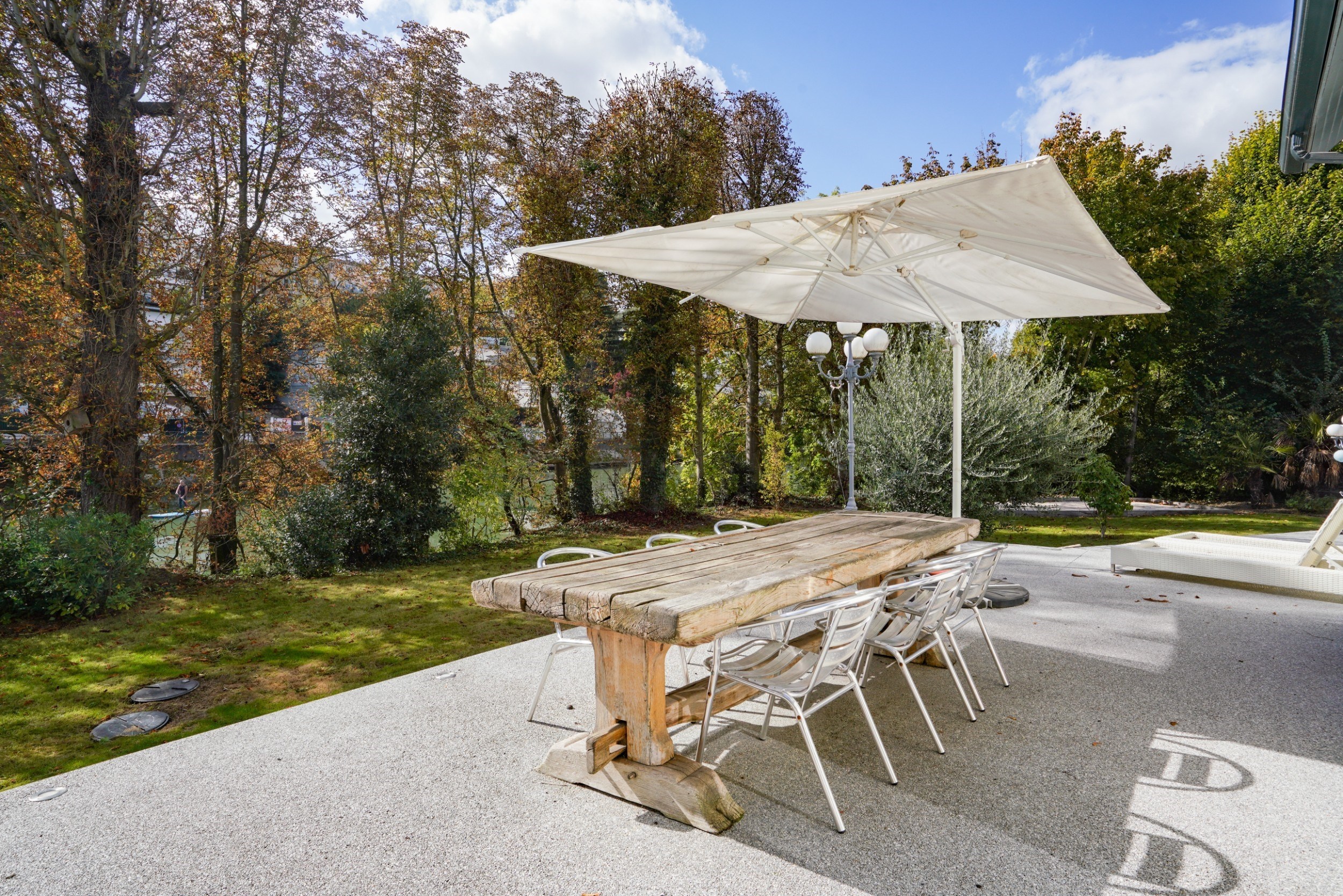  LE PERREUX-SUR-MARNE – WATERFRONT CONTEMPORARY ESTATE ON THE BANKS OF THE MARNE… - 物件實景