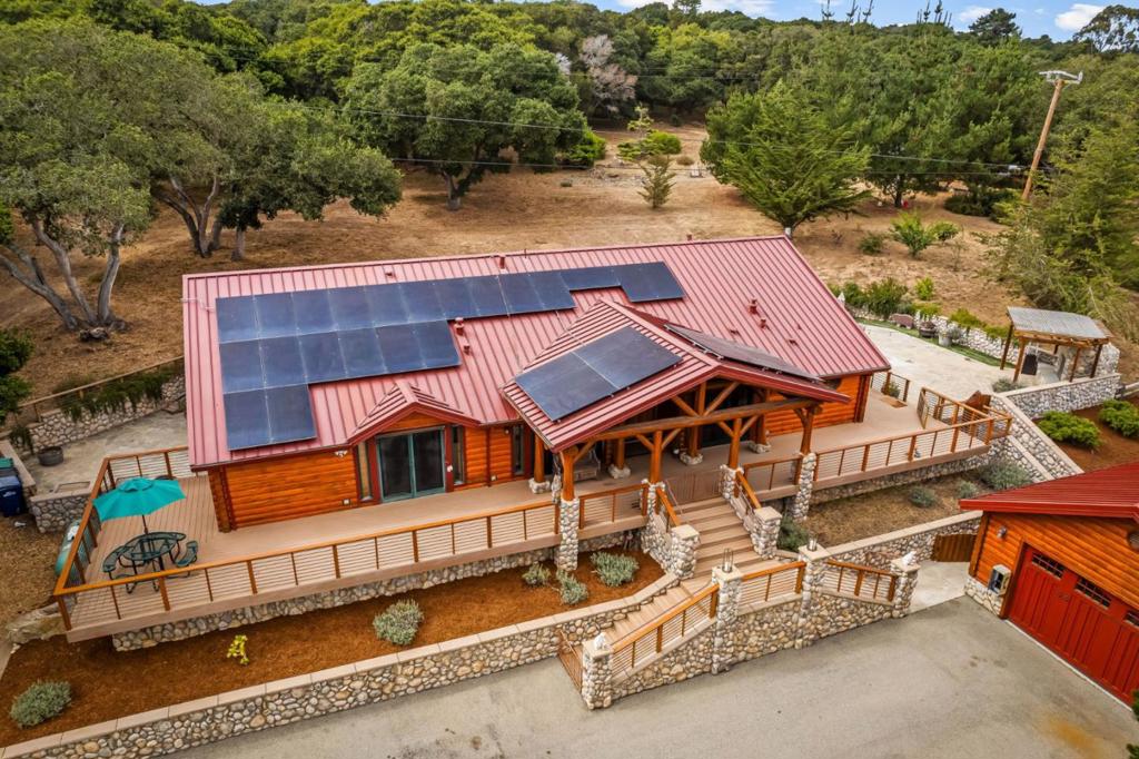 Salinas, California, 93907, United States, 3 Bedrooms Bedrooms, ,4 BathroomsBathrooms,Residential,For Sale,1974769