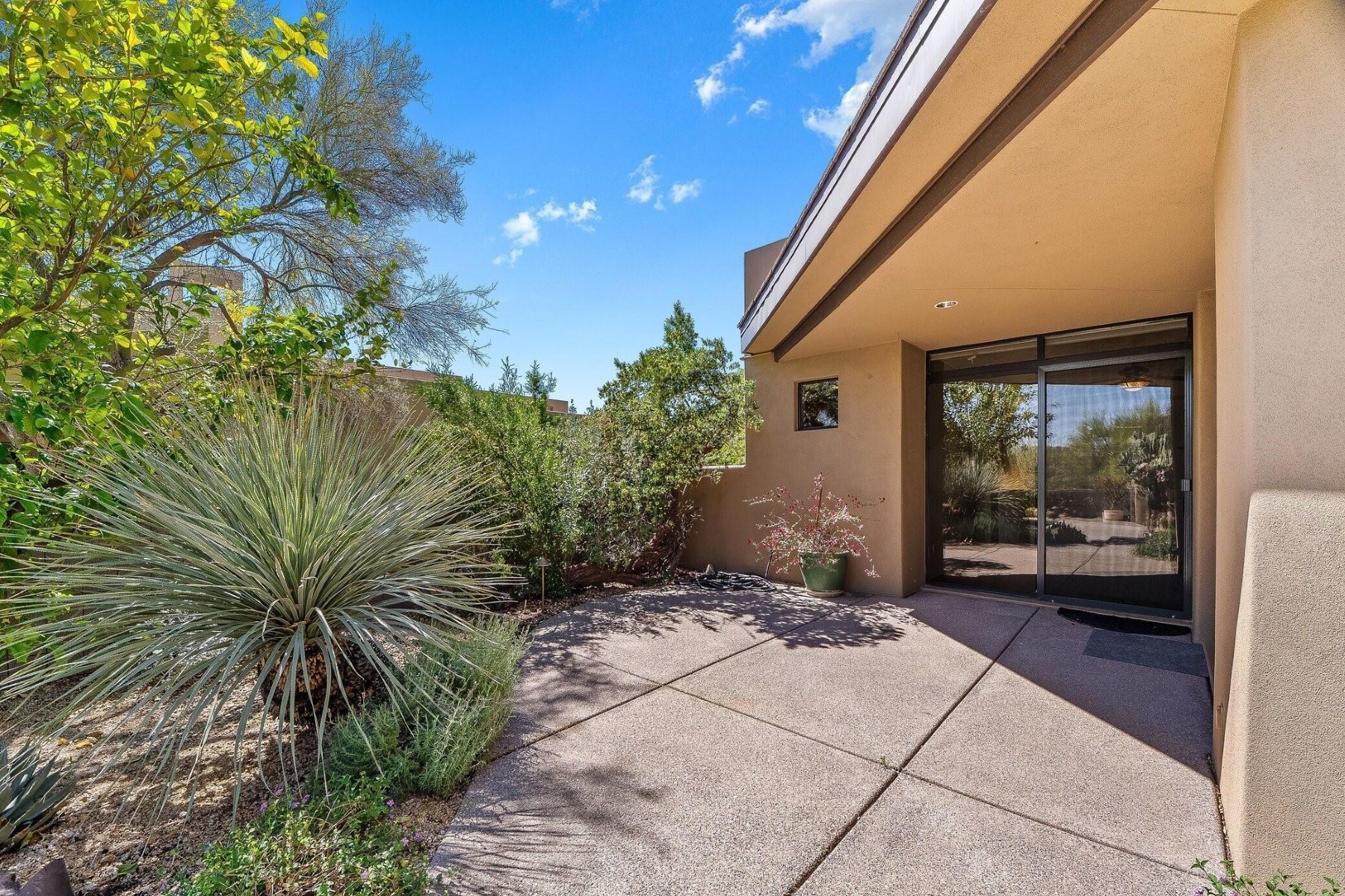  10675 E Fernwood Ln  Scottsdale, AZ - 物件實景