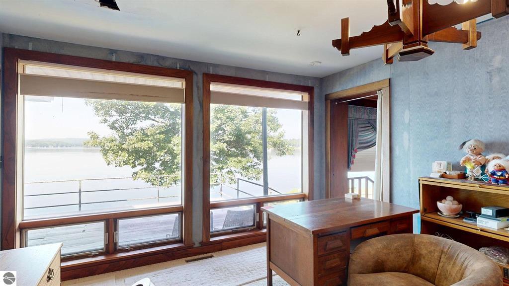 Lake Isabella, Michigan, 48893, United States, 3 Bedrooms Bedrooms, ,6 BathroomsBathrooms,Residential,For Sale,1903716
