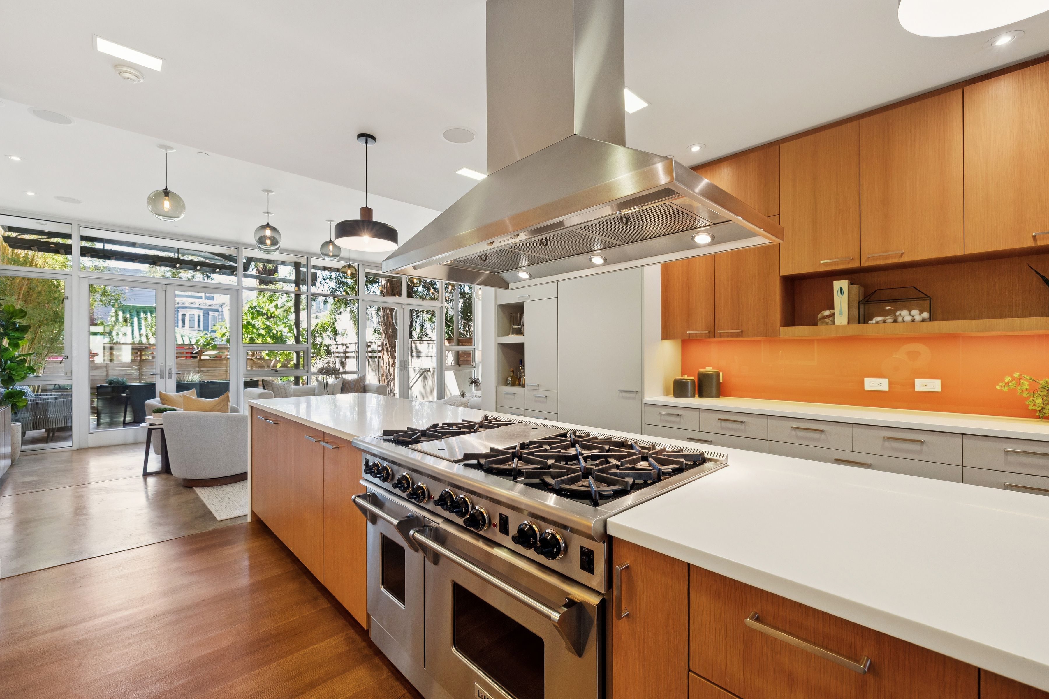  1076 South Van Ness Avenue - 物件實景