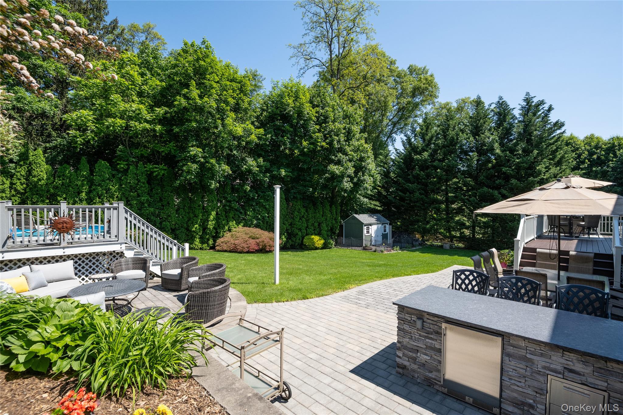  14 Mayfair Drive, Huntington, NY, 11743 - 物件實景