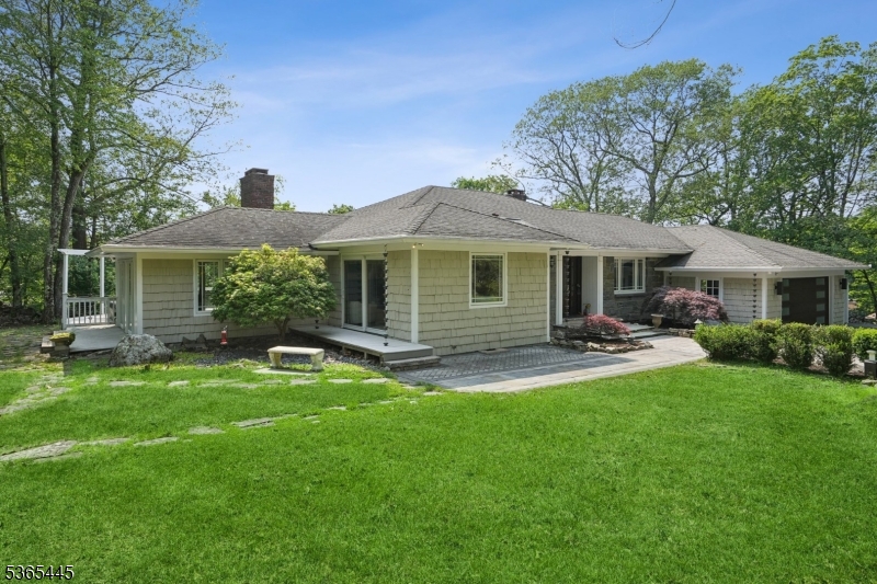 Kinnelon Boro, New Jersey, 07405-2443, United States, 4 Bedrooms Bedrooms, ,3 BathroomsBathrooms,Residential,For Sale,1861963