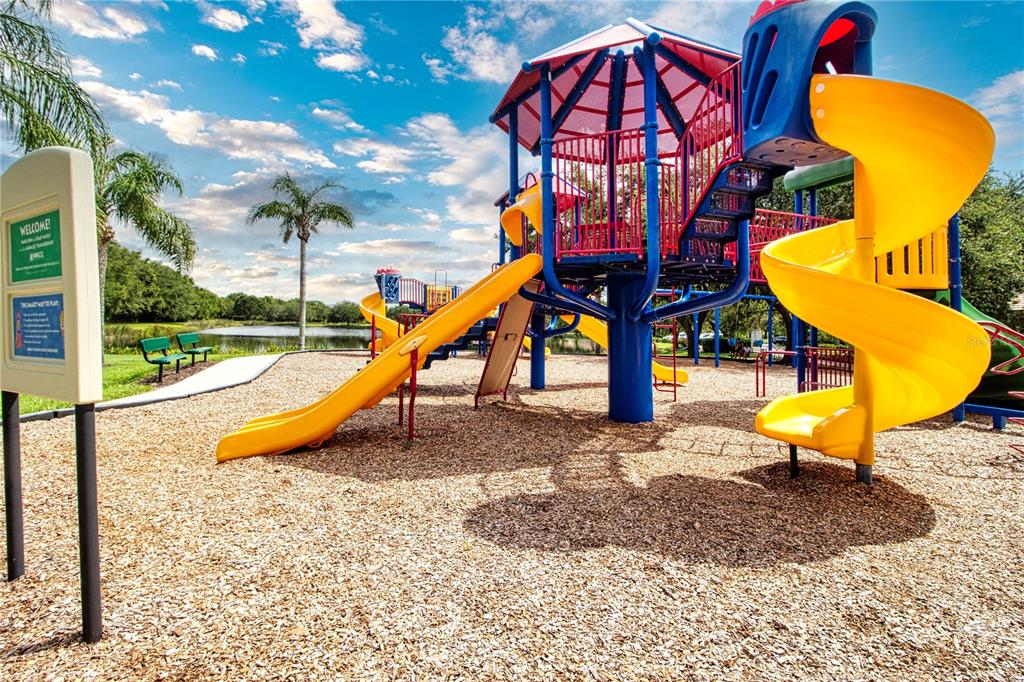Bradenton, Florida, 34212, United States, 4 Bedrooms Bedrooms, ,3 BathroomsBathrooms,Residential,For Sale,1829585