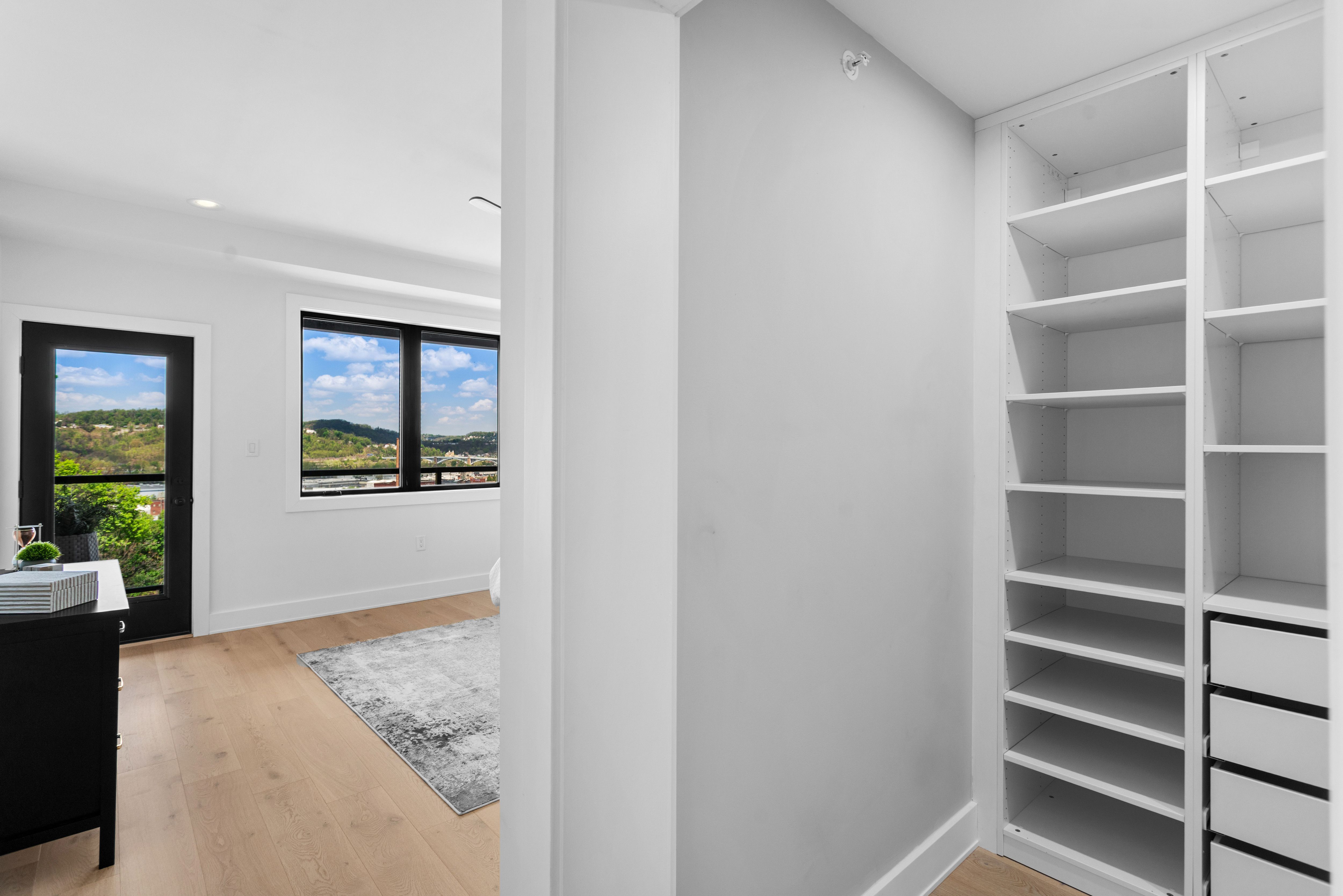  3211 Dobson Street, Pittsburgh, PA 15219 - 物件實景