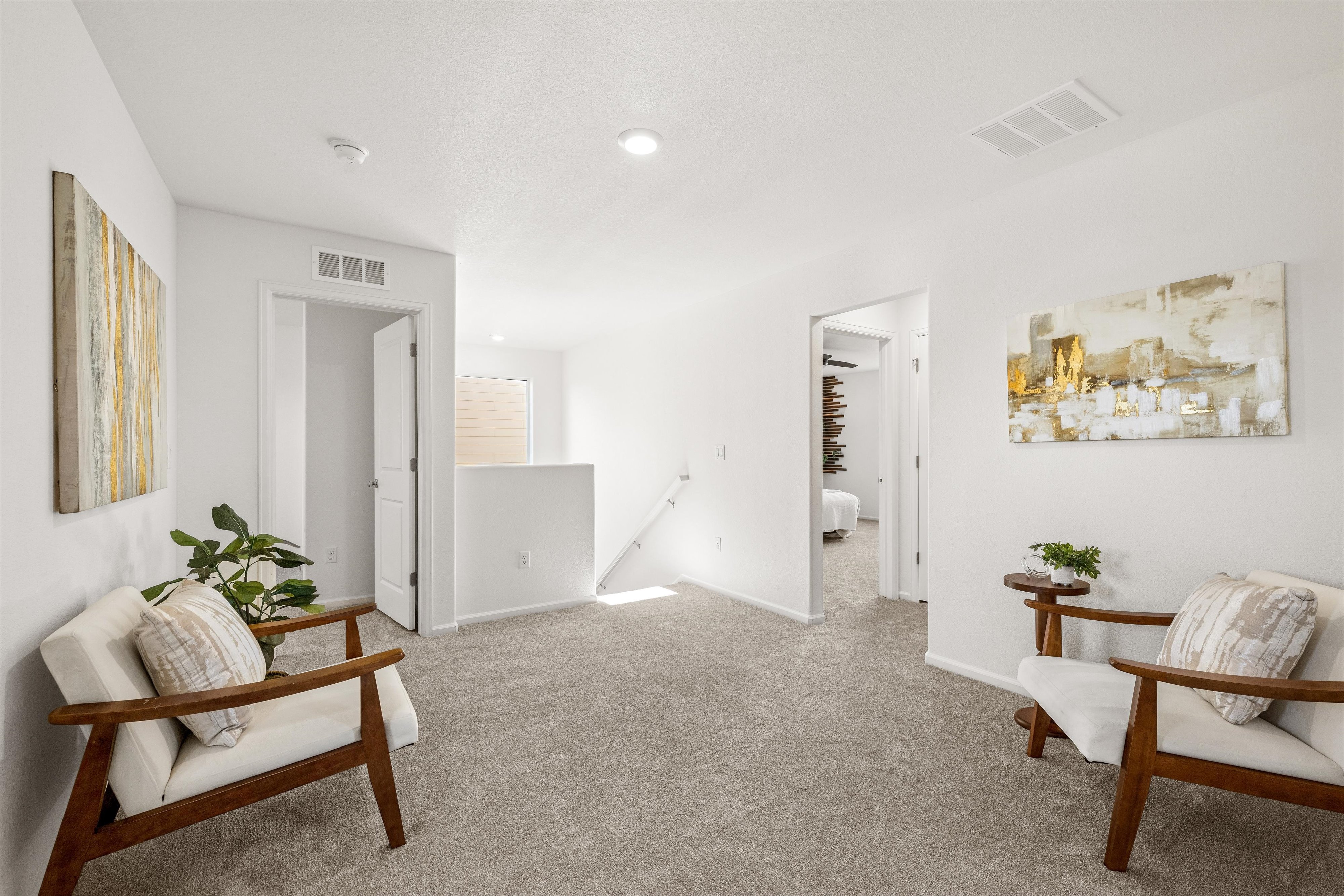  Move-In Ready, with Thoughtful and Unique Design Features - 物件實景
