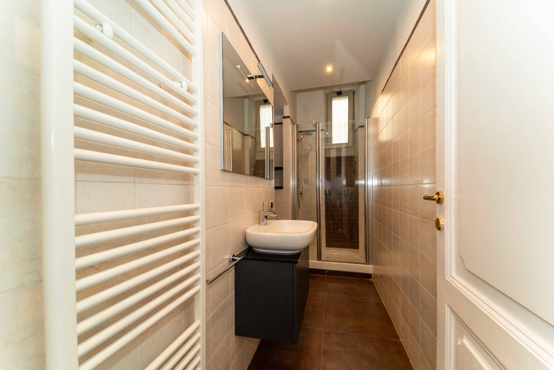 Torino, Torino, 10100, IT, 3 Bedrooms Bedrooms, ,4 BathroomsBathrooms,Residential,For Sale,1989307