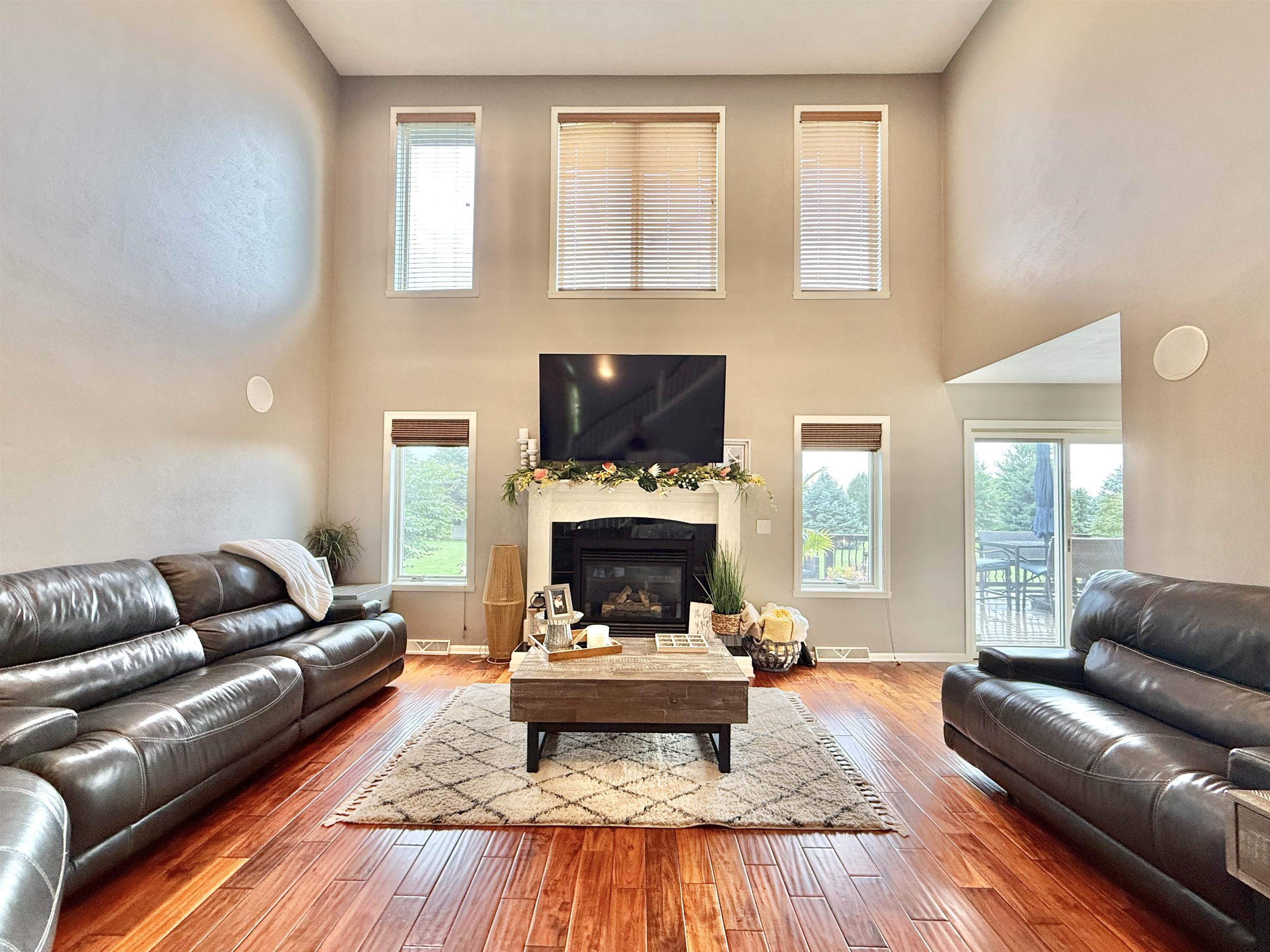 South Beloit, Illinois, 61080, United States, 4 Bedrooms Bedrooms, ,3 BathroomsBathrooms,Residential,For Sale,1984178