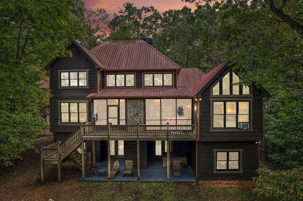 Ellijay, Georgia, 30540, United States, 3 Bedrooms Bedrooms, ,4 BathroomsBathrooms,Residential,For Sale,1952402