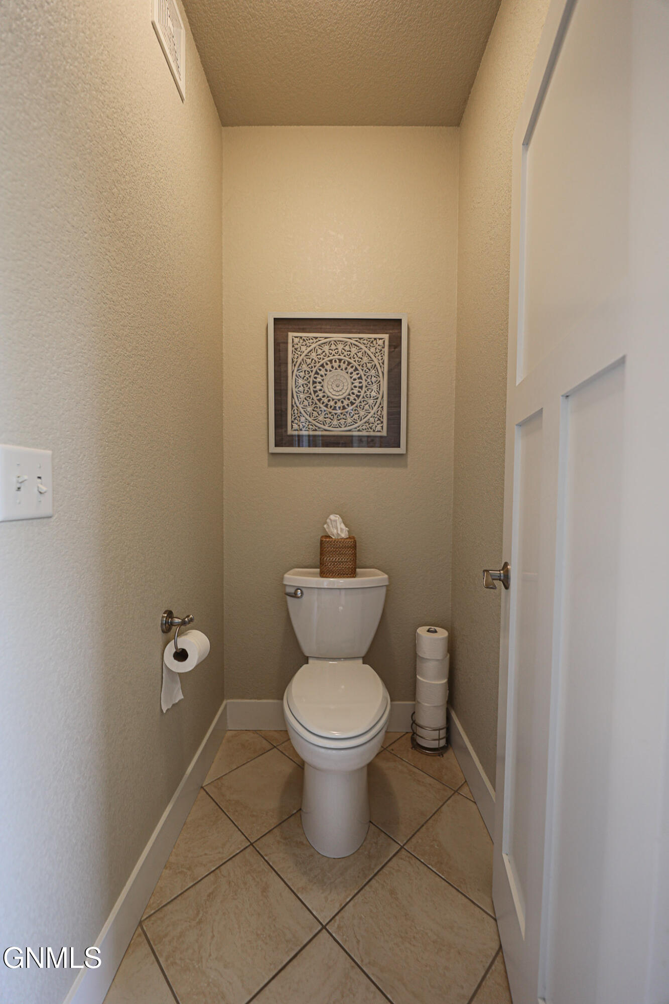 Bismarck, North Dakota, 58503, United States, 6 Bedrooms Bedrooms, ,5 BathroomsBathrooms,Residential,For Sale,1810584