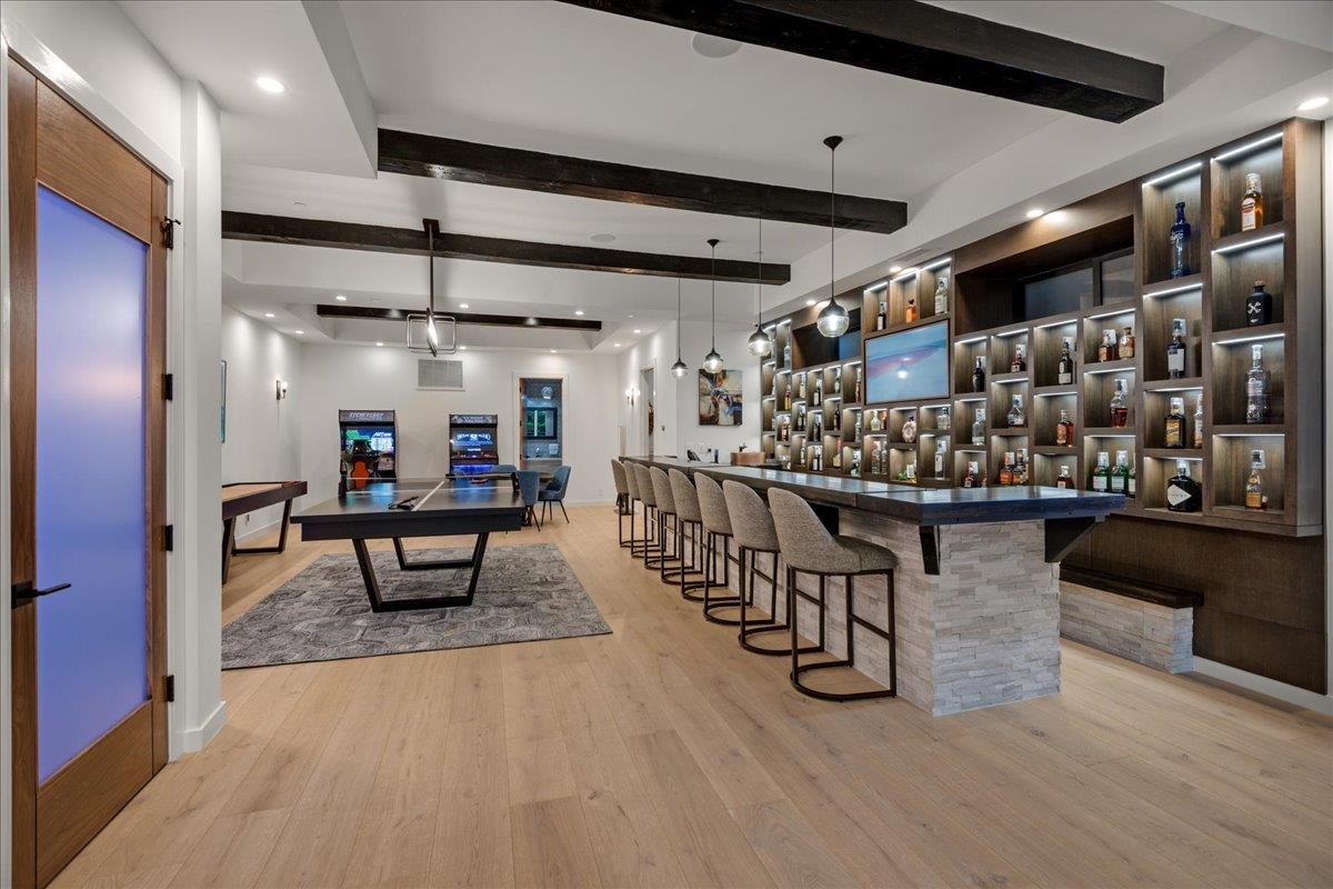 Saratoga, California, 95070, United States, 6 Bedrooms Bedrooms, ,11 BathroomsBathrooms,Residential,For Sale,1971416