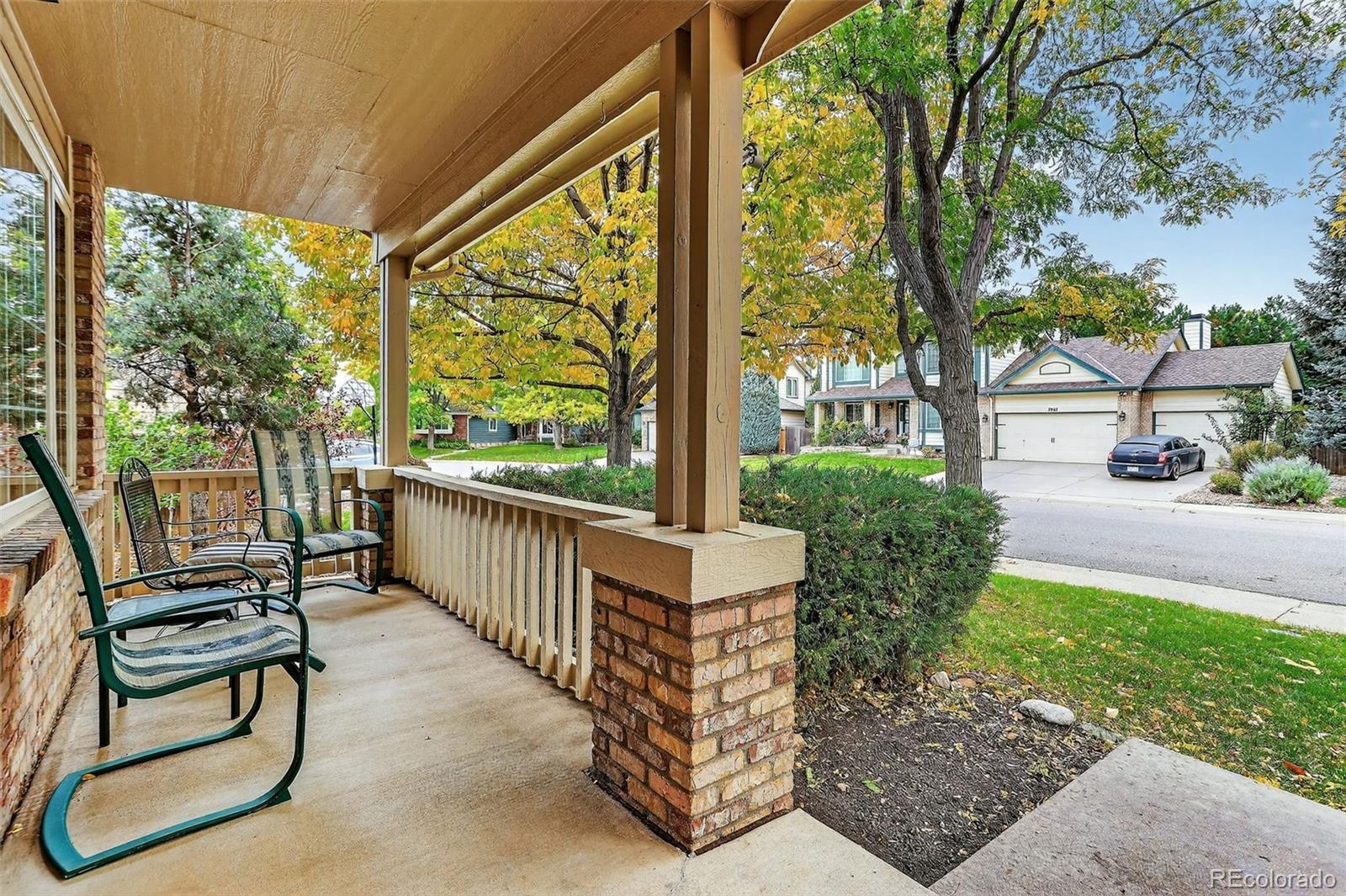 Littleton, Colorado, 80127, United States, 4 Bedrooms Bedrooms, ,3 BathroomsBathrooms,Residential,For Sale,1992155